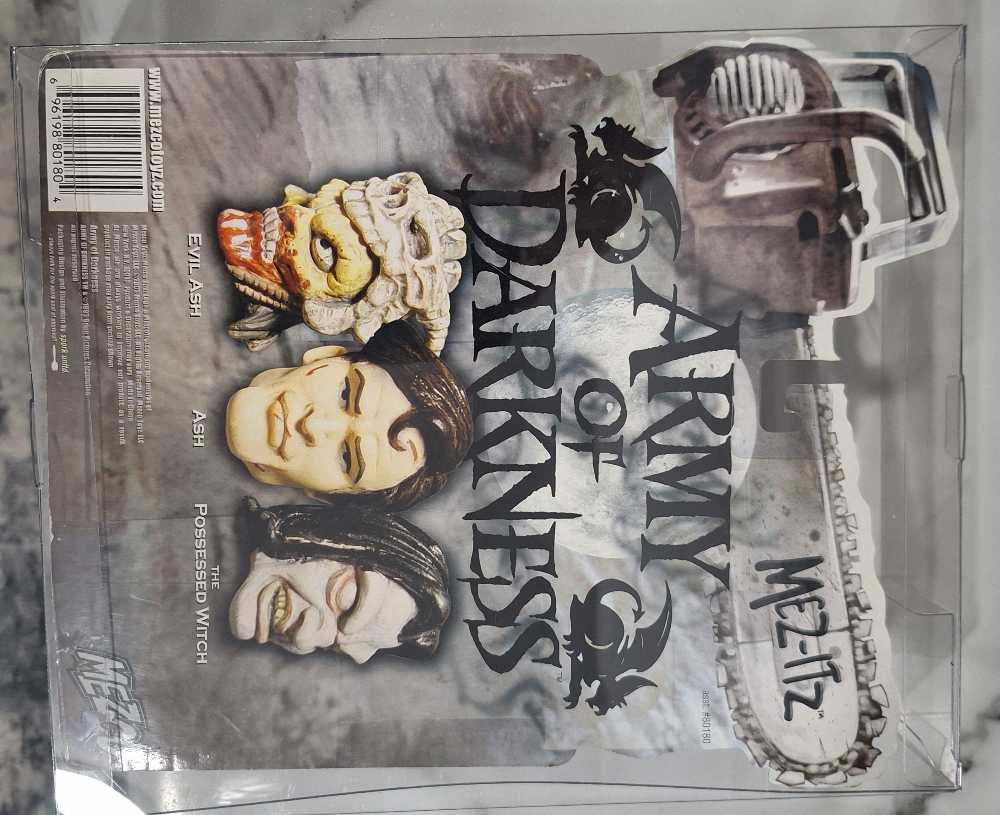 Mezco Army Of Darkness Mez-itz  Figures  - Mezco Toys (Army Of Darkness) action figure collectible [Barcode 696198801804] - Main Image 4