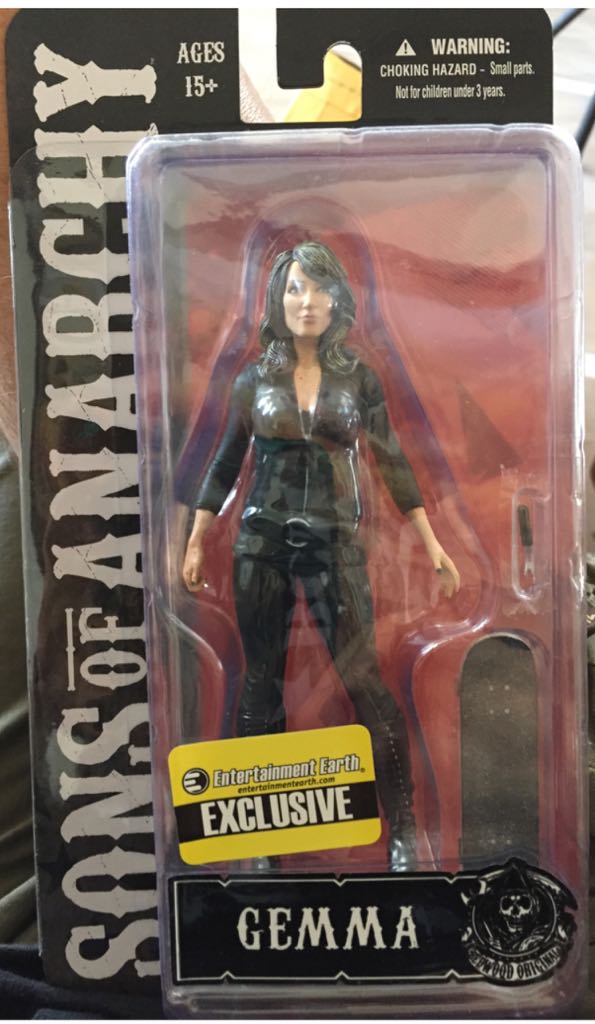 Sons Of Anarchy Gemma Morrow - Mezco Toyz (Sons Of Anarchy) action figure collectible [Barcode 696198823134] - Main Image 1