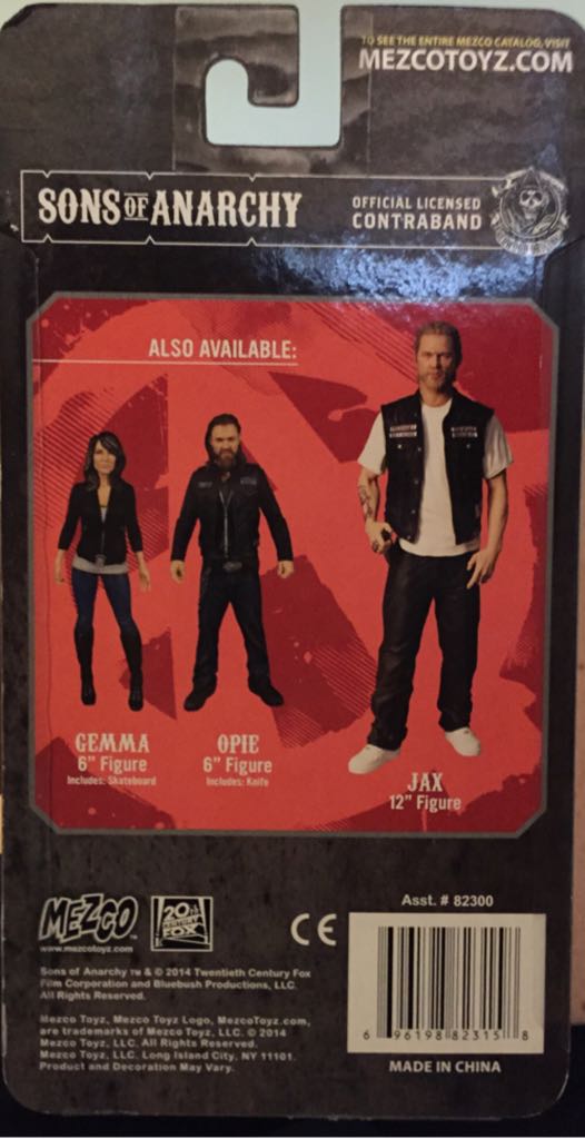 Sons Of Anarchy- Jax with Knife - Mezco Toys (Sons Of Anarchy) action figure collectible [Barcode 696198823158] - Main Image 2
