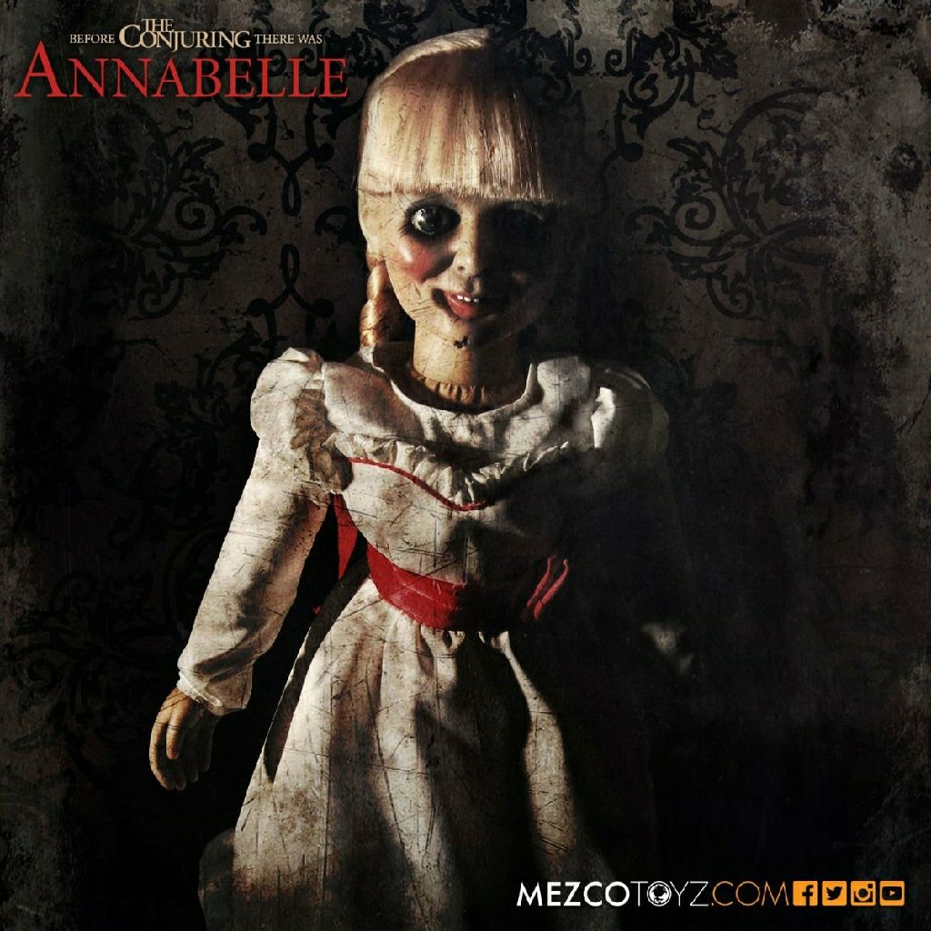 Annabelle: The Conjuring - Mezco Toyz (Horror Mega Fig) action figure collectible [Barcode 696198905007] - Main Image 2