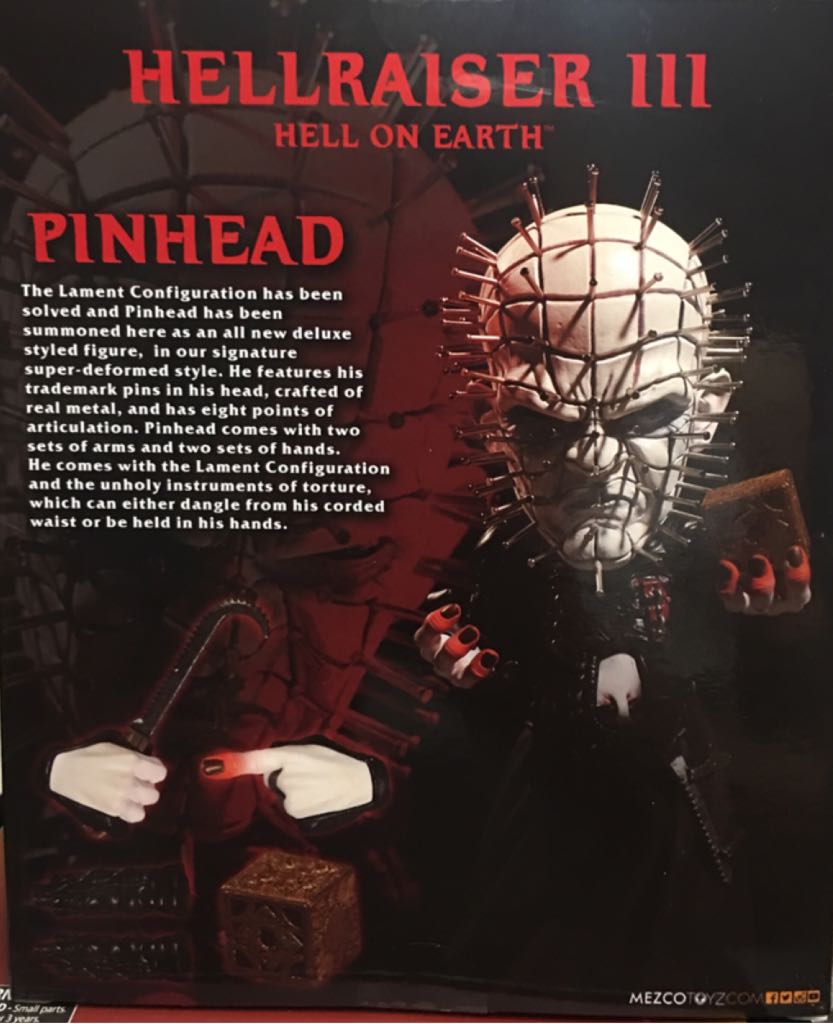 Pinhead MDS - Mezco Toyz (Hellraiser) action figure collectible [Barcode 696198905502] - Main Image 2