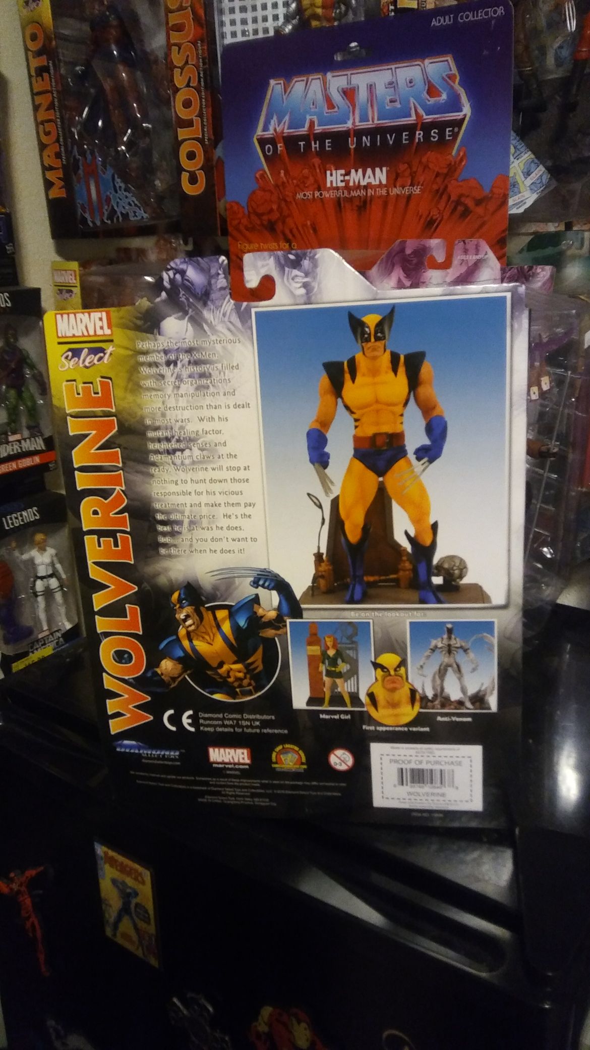 Wolverine - Marvel Comics (X-Men) action figure collectible [Barcode 699122108468] - Main Image 2