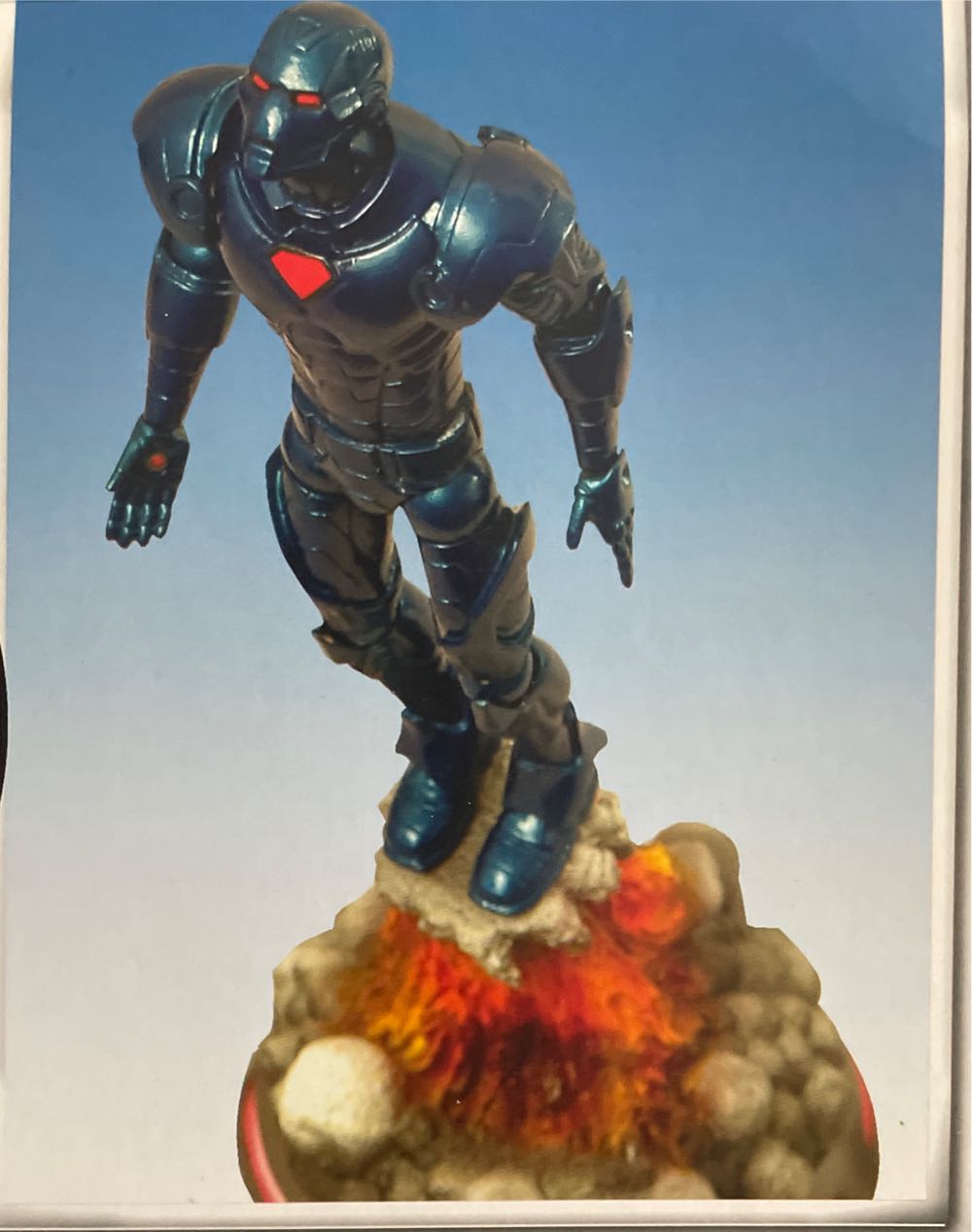 Iron Man (Stealth) - Diamond Select Toys (Marvel Select) action figure collectible [Barcode 699788108338] - Main Image 2