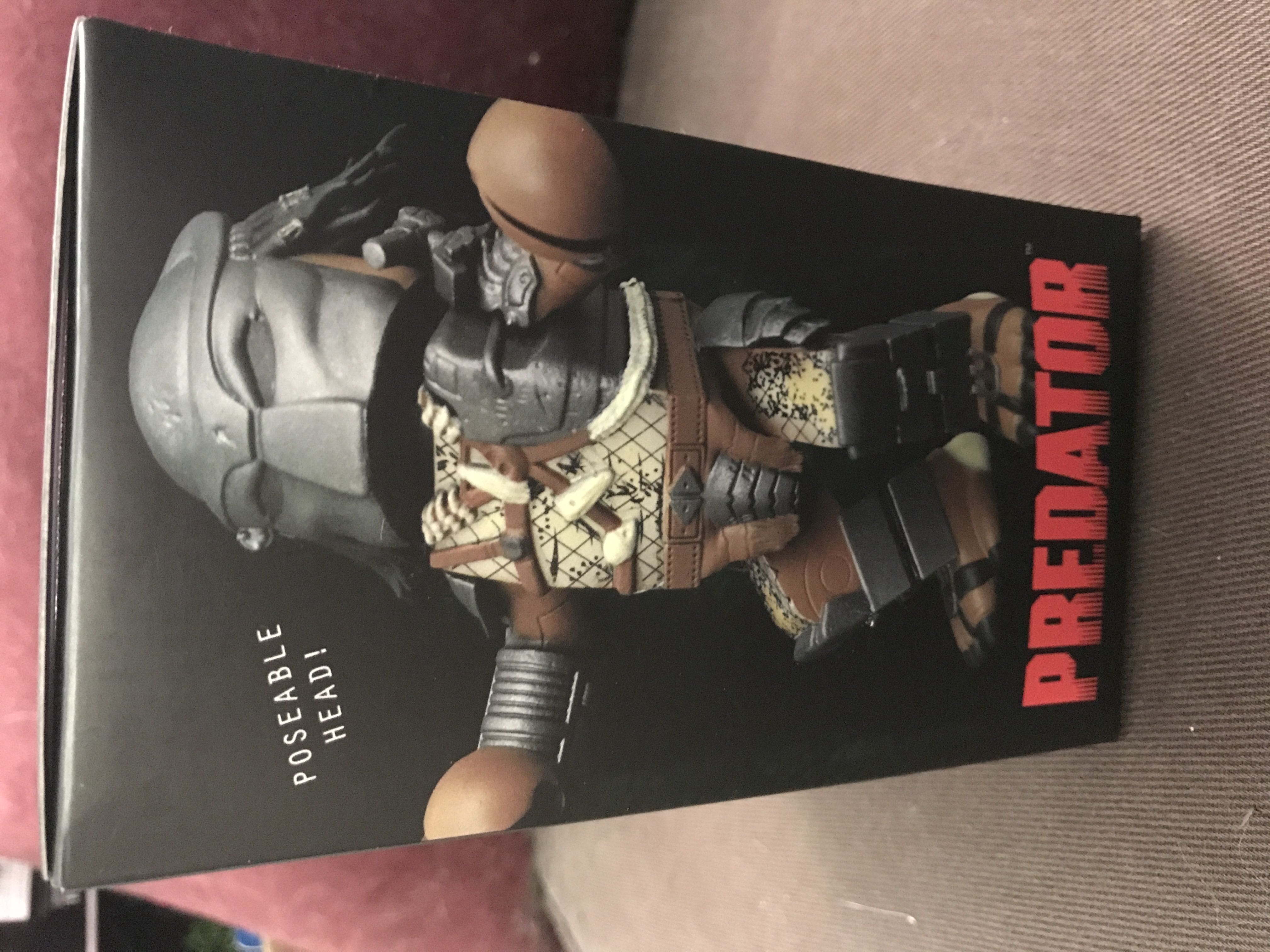 Diamond Select Toys Vinimates: Nerd Block Masked Predator - Diamond Select Toys & Collectibles (Vinimates) action figure collectible [Barcode 699788119839] - Main Image 2