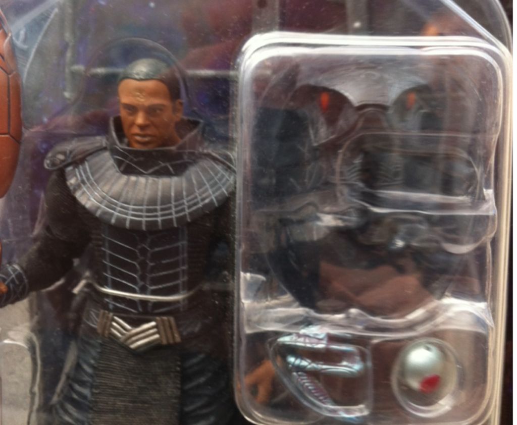 Serpent Guard - Diamond Select (Stargate SG 1) (Stargate SG 1) action figure collectible [Barcode 699788130049] - Main Image 2