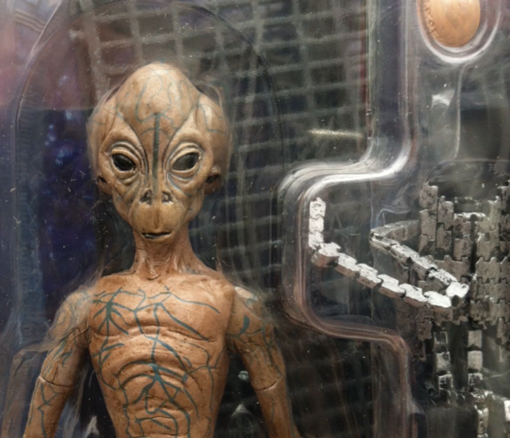 Thor and Hermoid - Stargate SG-1 - Diamond Select (Stargate SG 1) (Stargate SG 1) action figure collectible [Barcode 699788130148] - Main Image 2