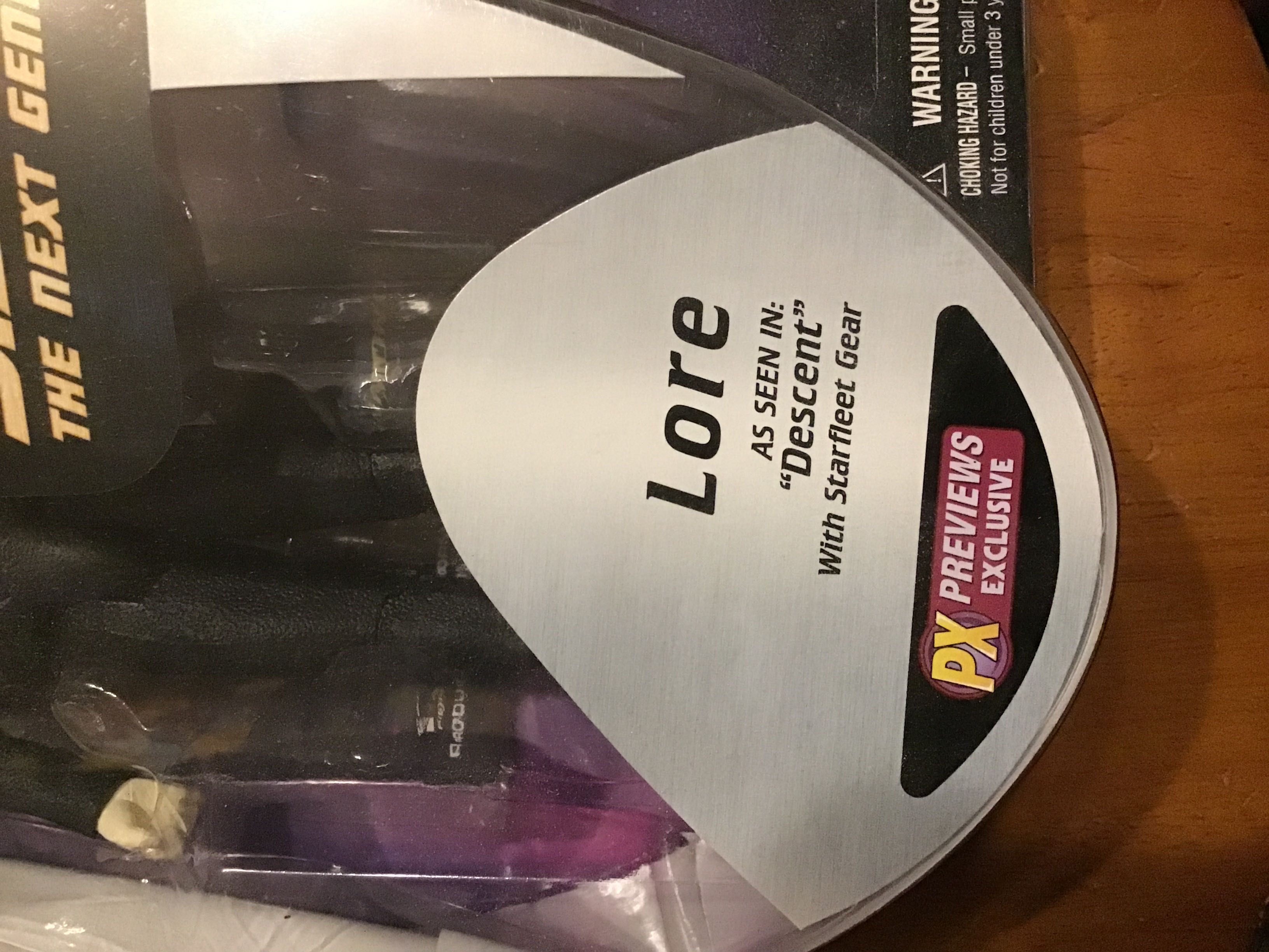 Lore ”Descent” - Diamond Select (Star Trek) (Star Trek - The Next Generation) action figure collectible [Barcode 699788175453] - Main Image 3