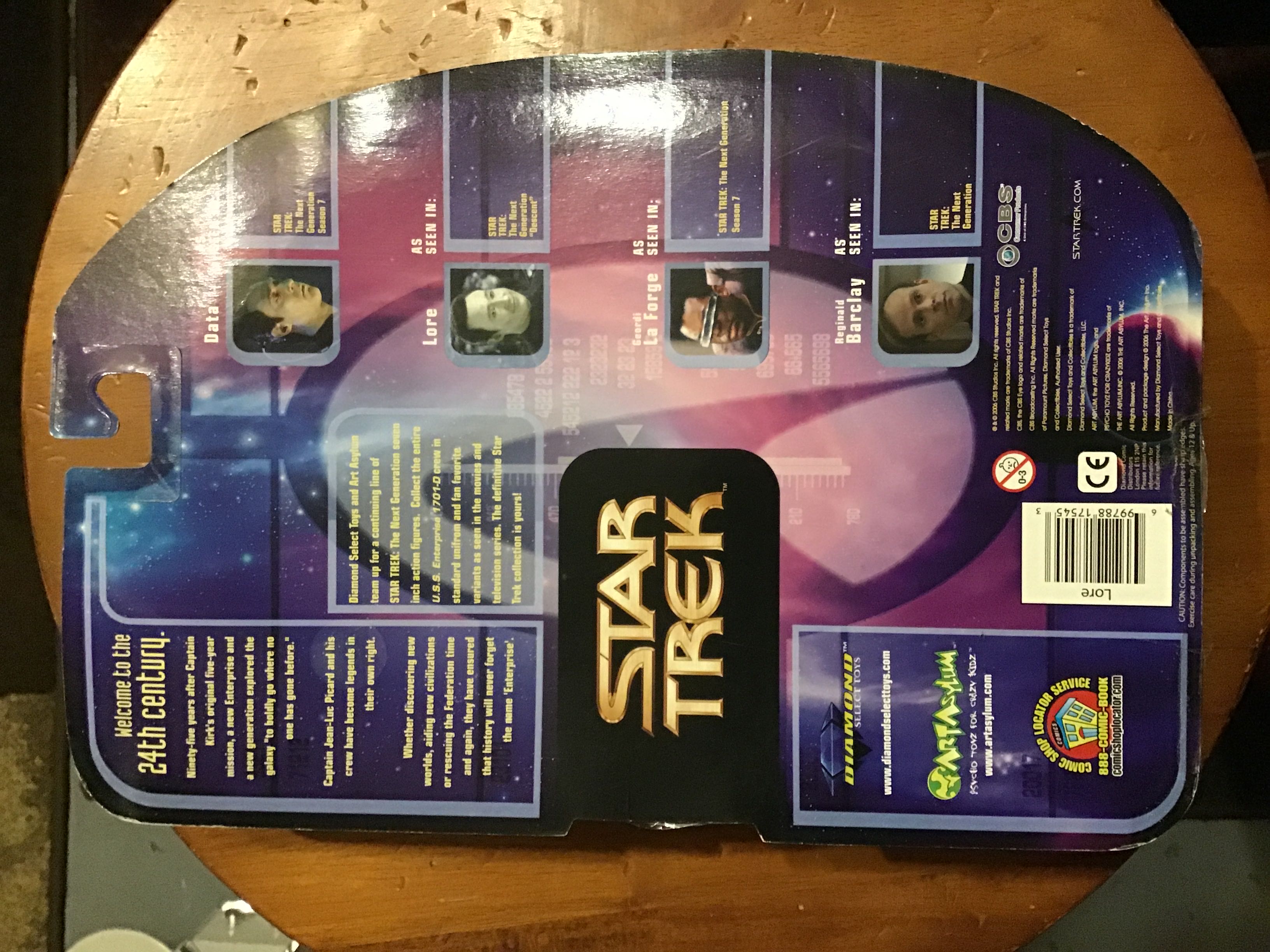 Lore ”Descent” - Diamond Select (Star Trek) (Star Trek - The Next Generation) action figure collectible [Barcode 699788175453] - Main Image 4