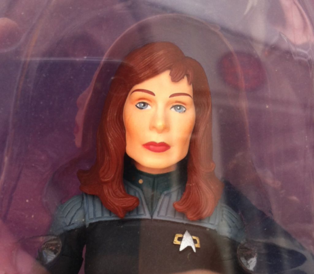 Dr. Beverly Crusher (Nemesis) - Diamond Select (Star Trek) (Star Trek Nemesis) action figure collectible [Barcode 699788175552] - Main Image 2