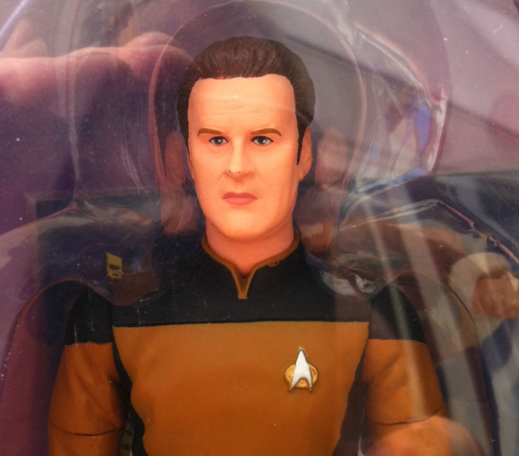 Miles O’Brien (Transporter Chief) - Diamond Select (Star Trek) (Star Trek - The Next Generation) action figure collectible [Barcode 699788175774] - Main Image 2