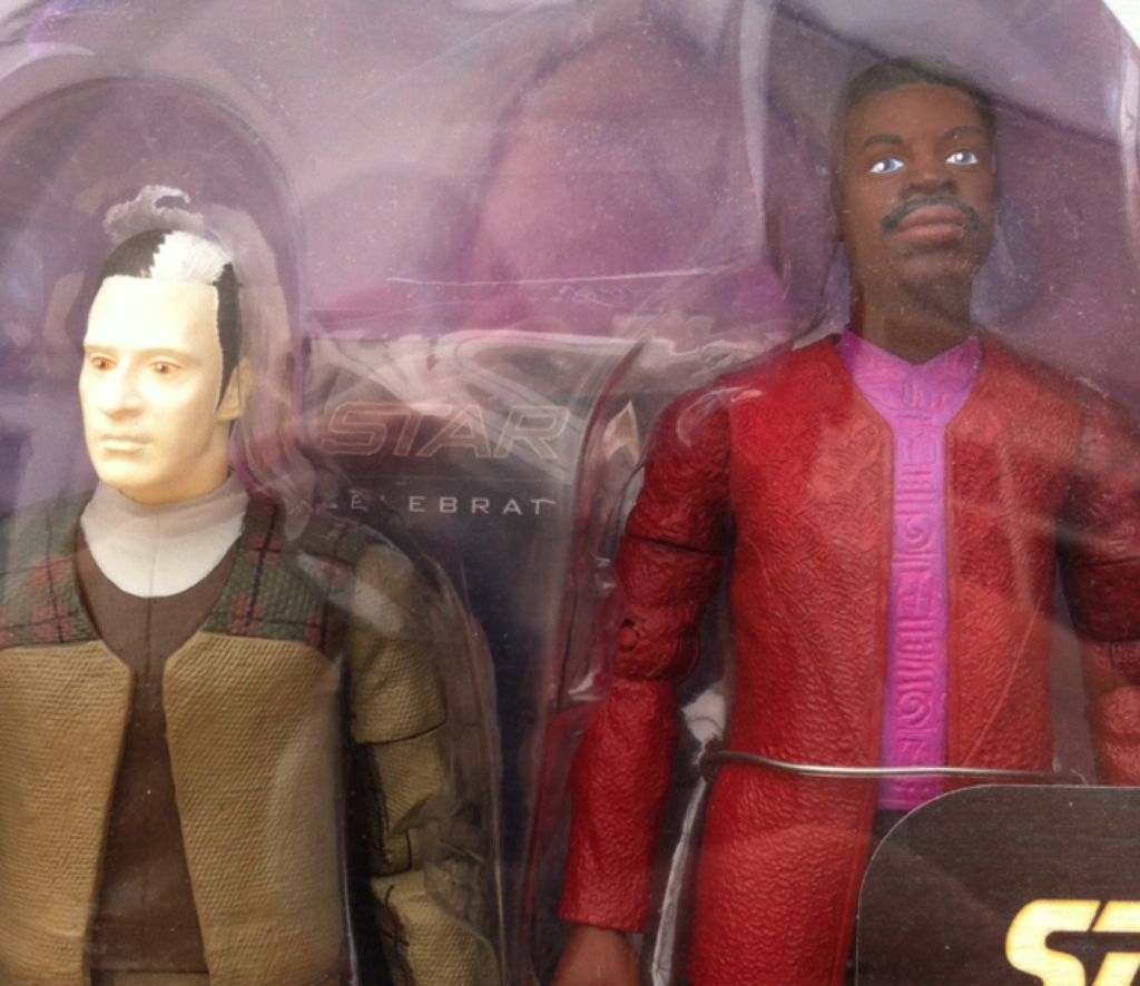 Data & La Forge (All Good Things) - Diamond Select (Star Trek) (Star Trek - The Next Generation) action figure collectible [Barcode 699788175804] - Main Image 2