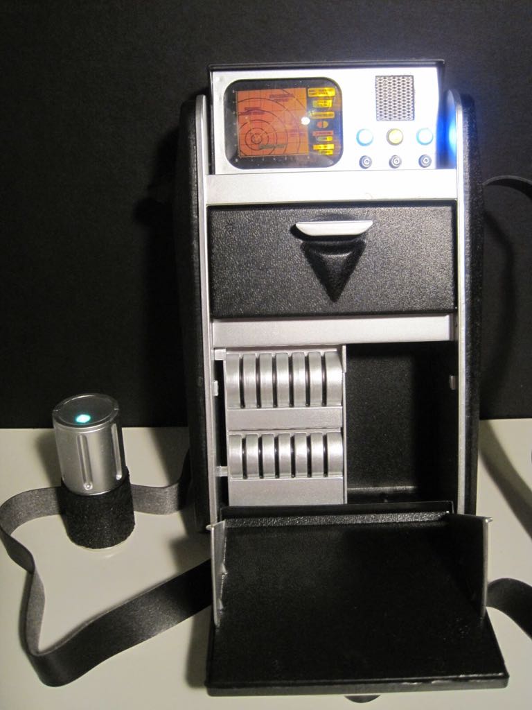Classic Tricorder - Diamond Select Toys (Star Trek - The Original Series) action figure collectible [Barcode 699788177433] - Main Image 1