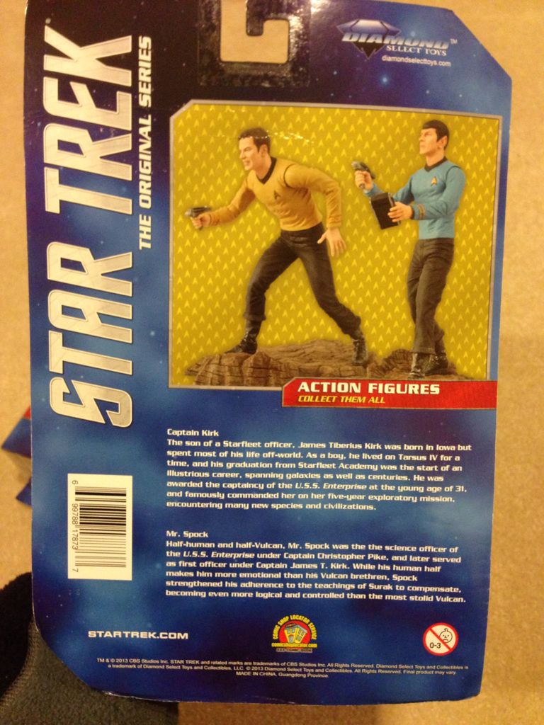 Captain Kirk (2 Units) - Diamond Select Toys (Star Trek - The Original Series) action figure collectible [Barcode 699788178737] - Main Image 2