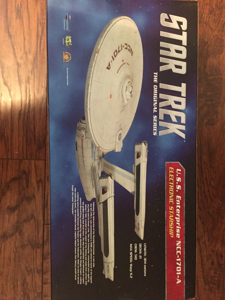 Enterprise NCC-1701-A - Diamond Select Toys & Collectibles (Star Trek Starship Legends) action figure collectible [Barcode 699788179062] - Main Image 2