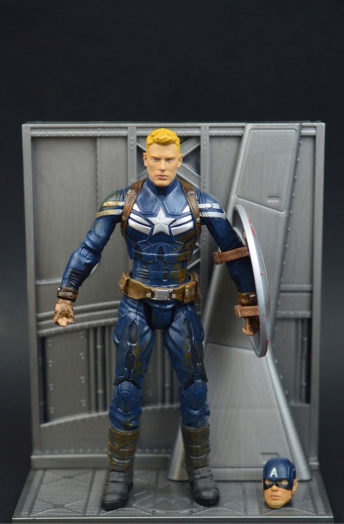 Diamond Select: Unmasked Captain America - Diamond Select (Marvel Select) action figure collectible [Barcode 699788179093] - Main Image 2