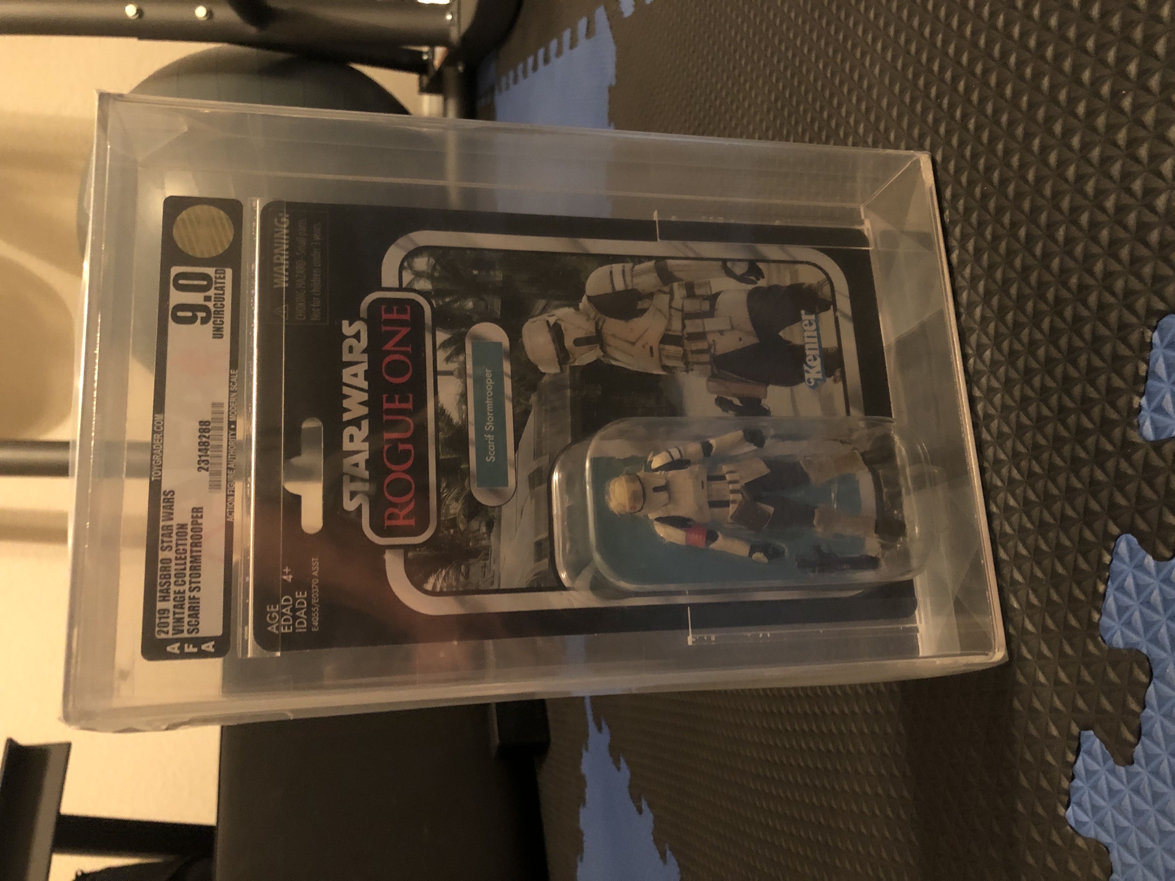Scarif Stormtrooper VC 133 - Hasbro (Rogue One a Star Wars Story) action figure collectible [Barcode 630509761135] - Main Image 3