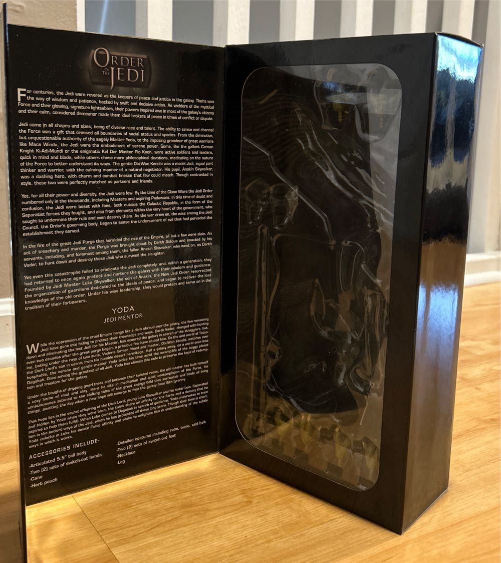 Yoda -  Order of the Jedi - Sideshow Collectibles (Star Wars) action figure collectible [Barcode 747720214286] - Main Image 4