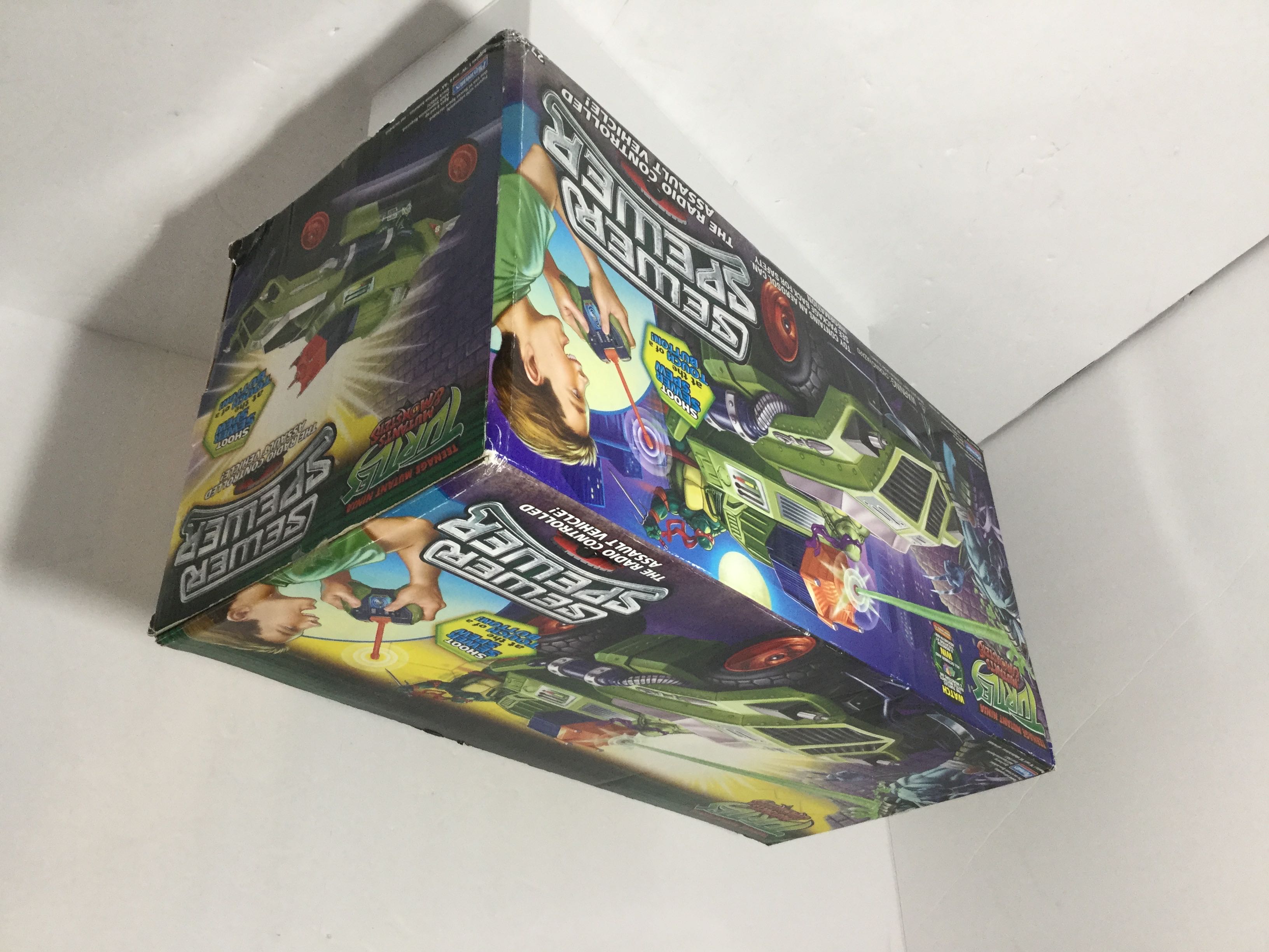 Sewer Spewer Radio controlled assault vehicle - Playmates (Radio controlled assault vehicle) action figure collectible [Barcode 043377545774] - Main Image 4