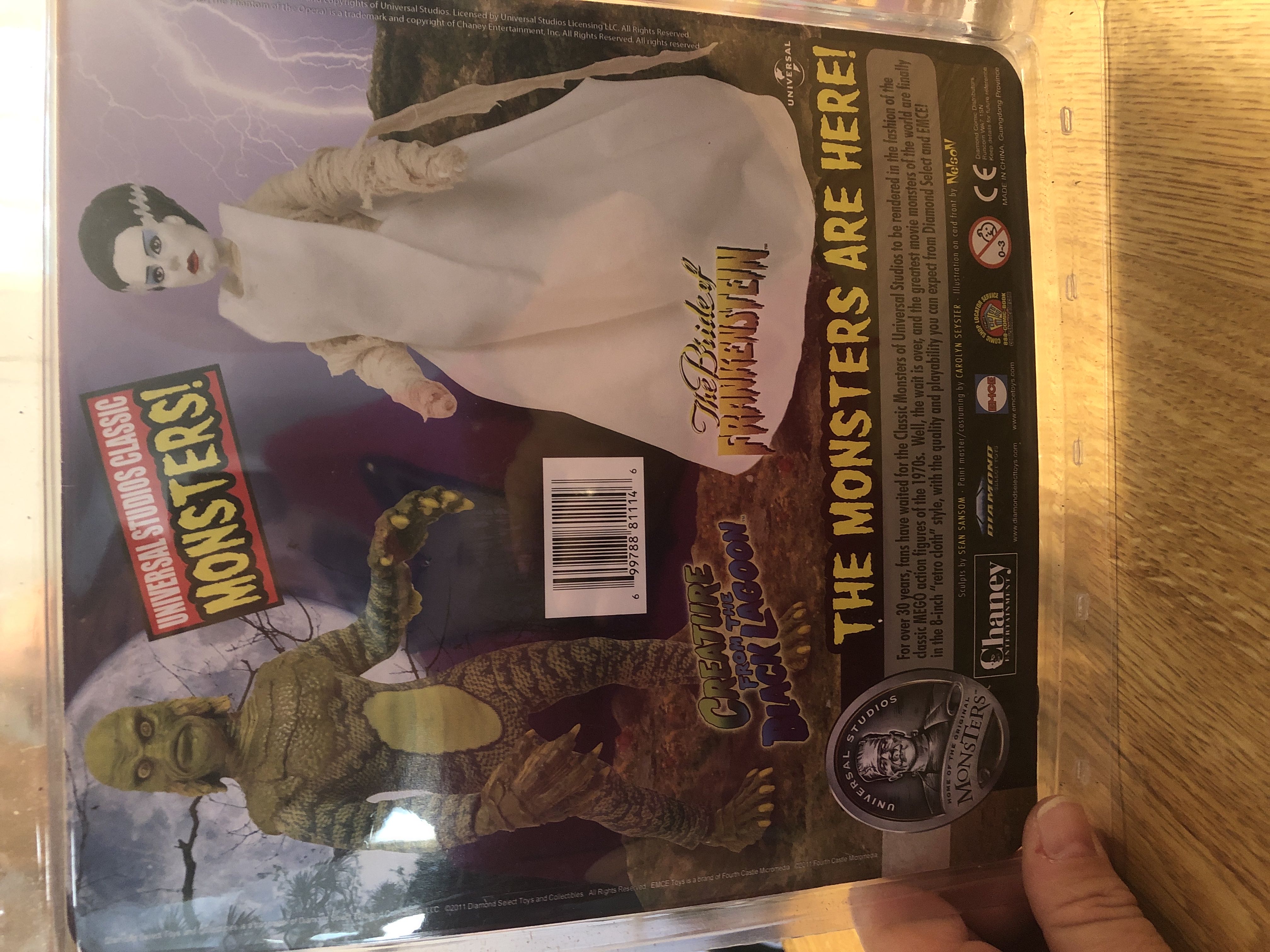 Universal Monsters Creature From The Black Lagoon - Diamond Comic Distributors (Universal Studios Classic Monsters!) action figure collectible [Barcode 699788811146] - Main Image 2