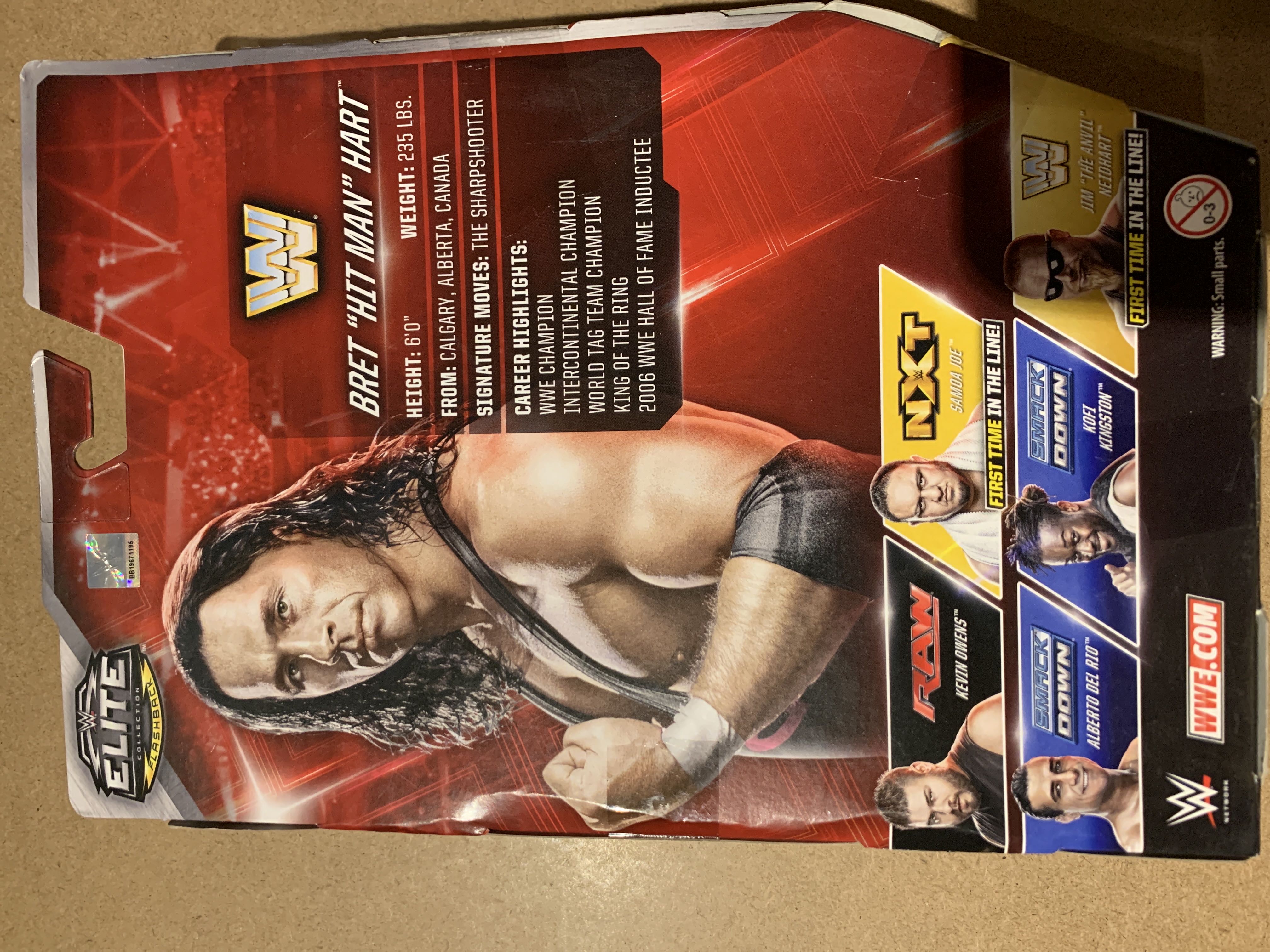 Bret “Hitman” Hart  (Elite Collection) action figure collectible - Main Image 2