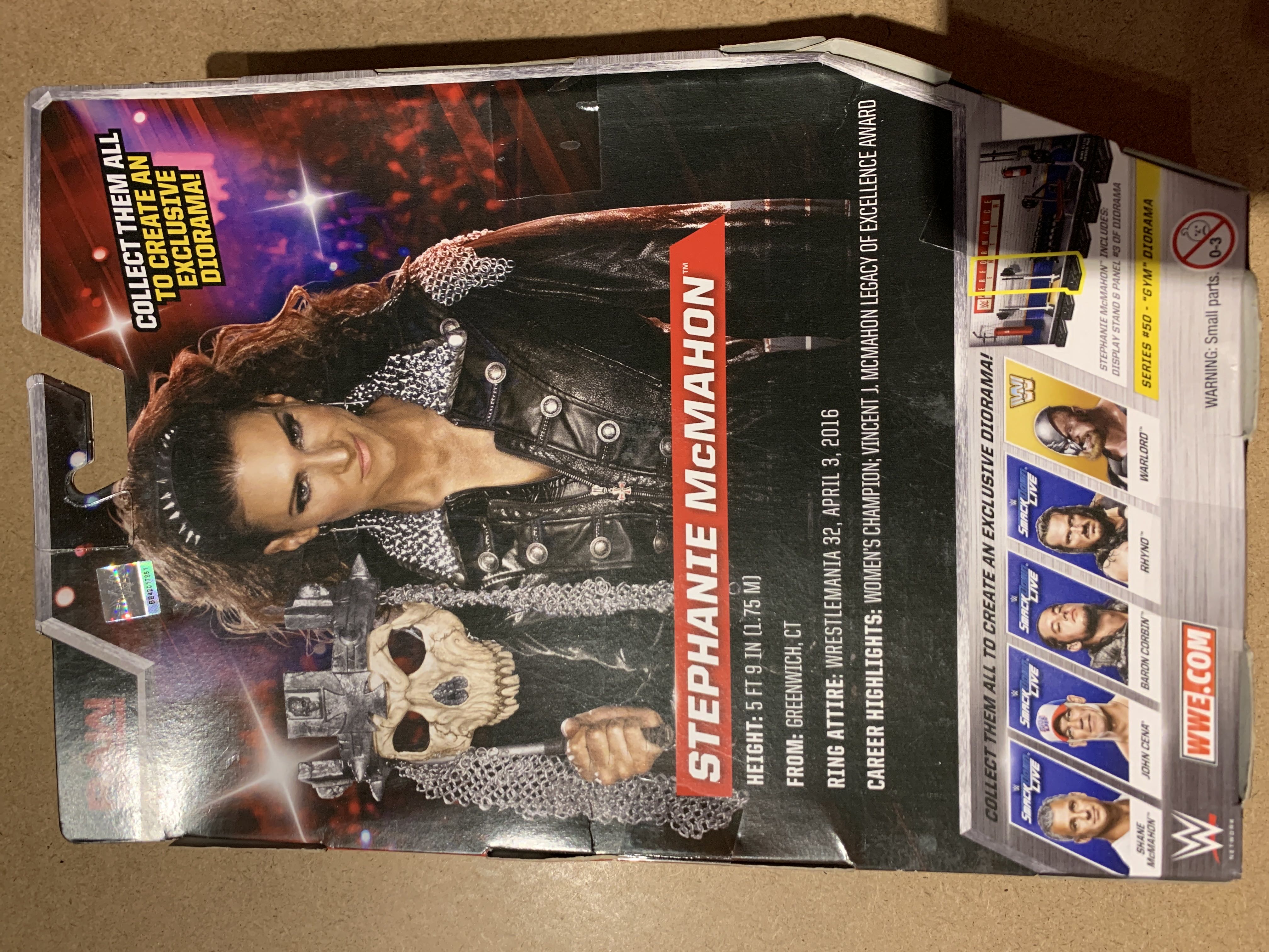 Stephanie McMahon  (Elite Collection) action figure collectible - Main Image 2