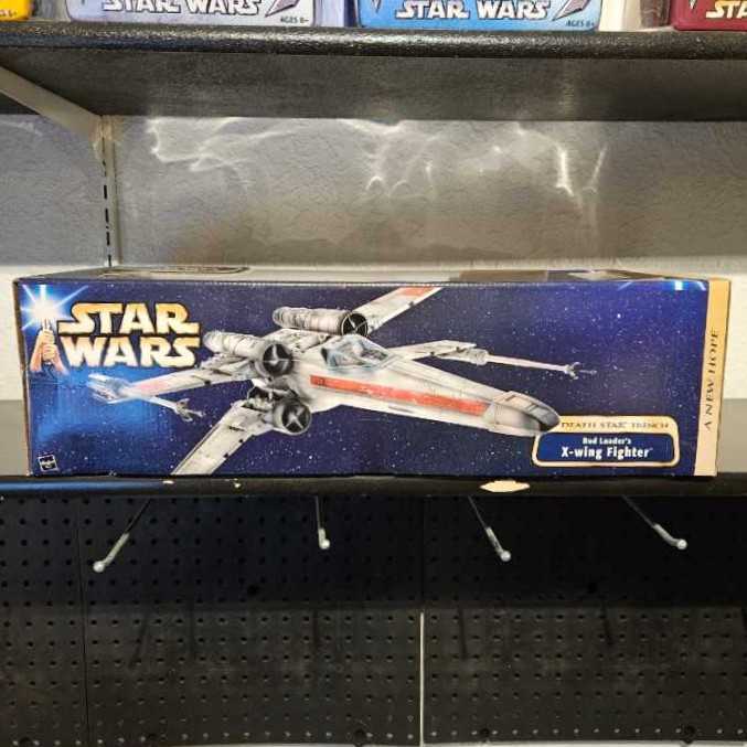 X-Wing Fighter (Red Leader) Trench Run - Hasbro (Star Wars) action figure collectible [Barcode 076930321522] - Main Image 3