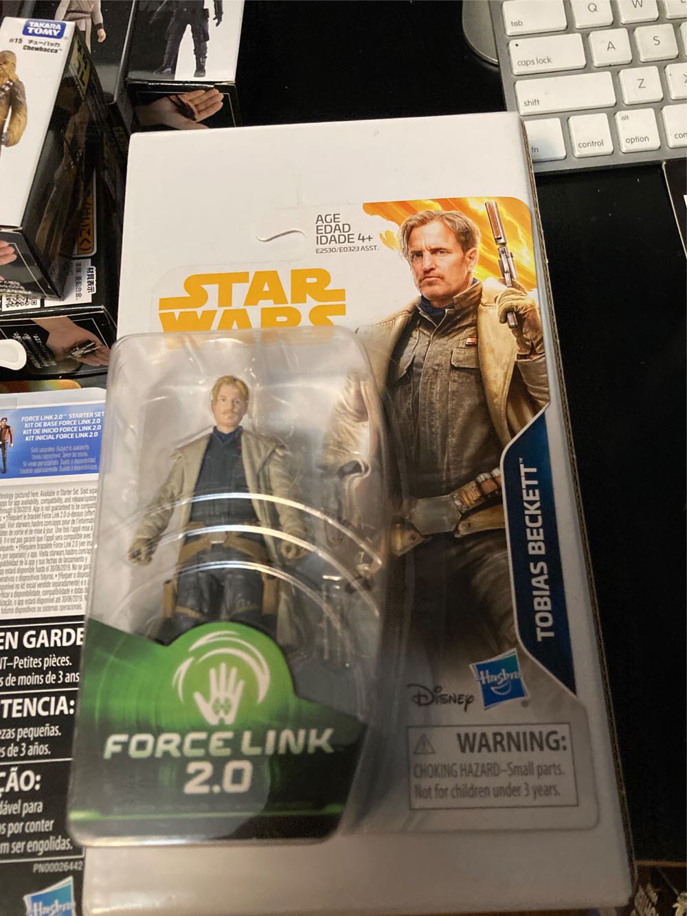 Tobias Beckett - Hasbro (Solo: A Star Wars Story) action figure collectible [Barcode 630509693290] - Main Image 4