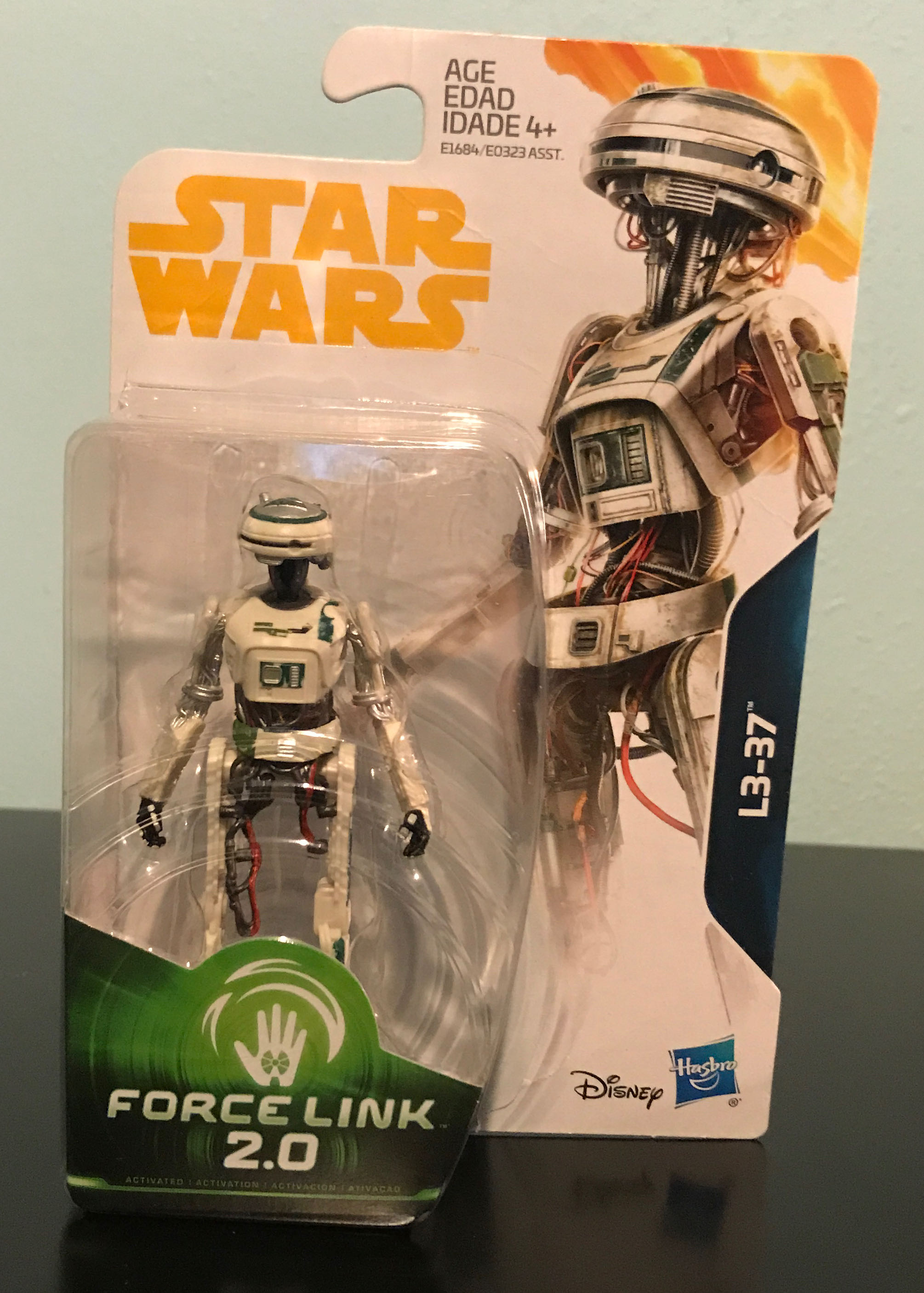 L3-37 - Hasbro (Star Wars - Solo) action figure collectible [Barcode 630509702824] - Main Image 2