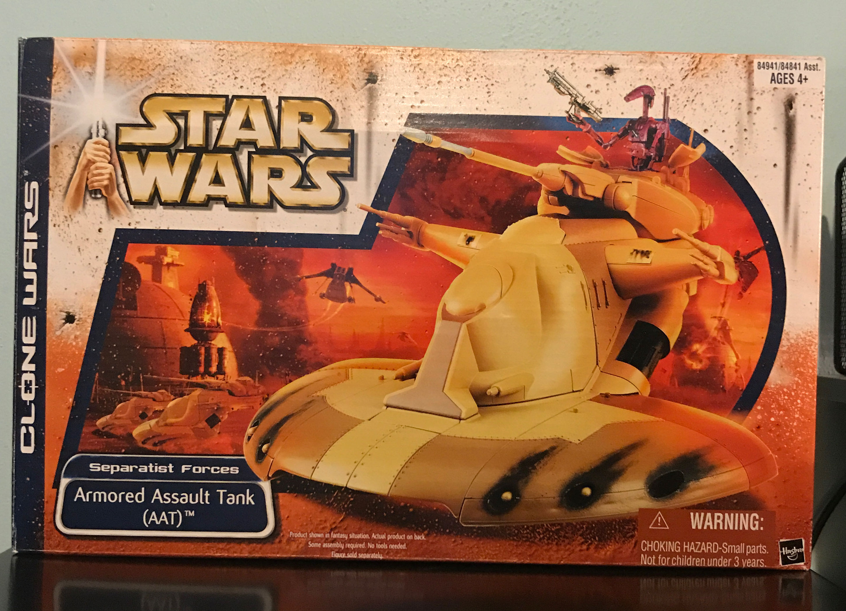 Vehicles Armored Assault Tank [AAT] - Hasbro (2003 The Clone Wars Realistic-Animated) action figure collectible [Barcode 076930849415] - Main Image 2