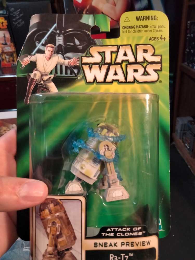 R3-T7 - Hasbro (Star Wars) action figure collectible [Barcode 076930846797] - Main Image 2