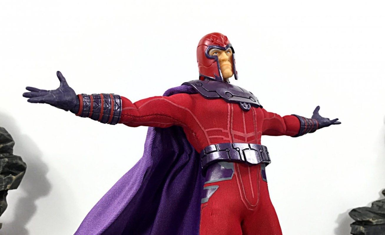 Magneto - Marvel (Marvel Comics) action figure collectible - Main Image 3