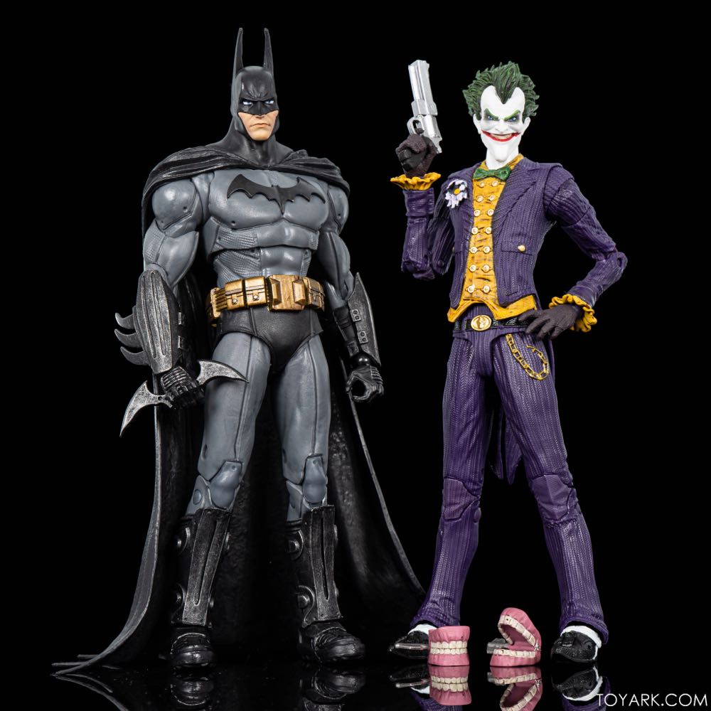 Batman: Joker (White Knight) - McFarlane (DC Multiverse) action figure collectible - Main Image 3