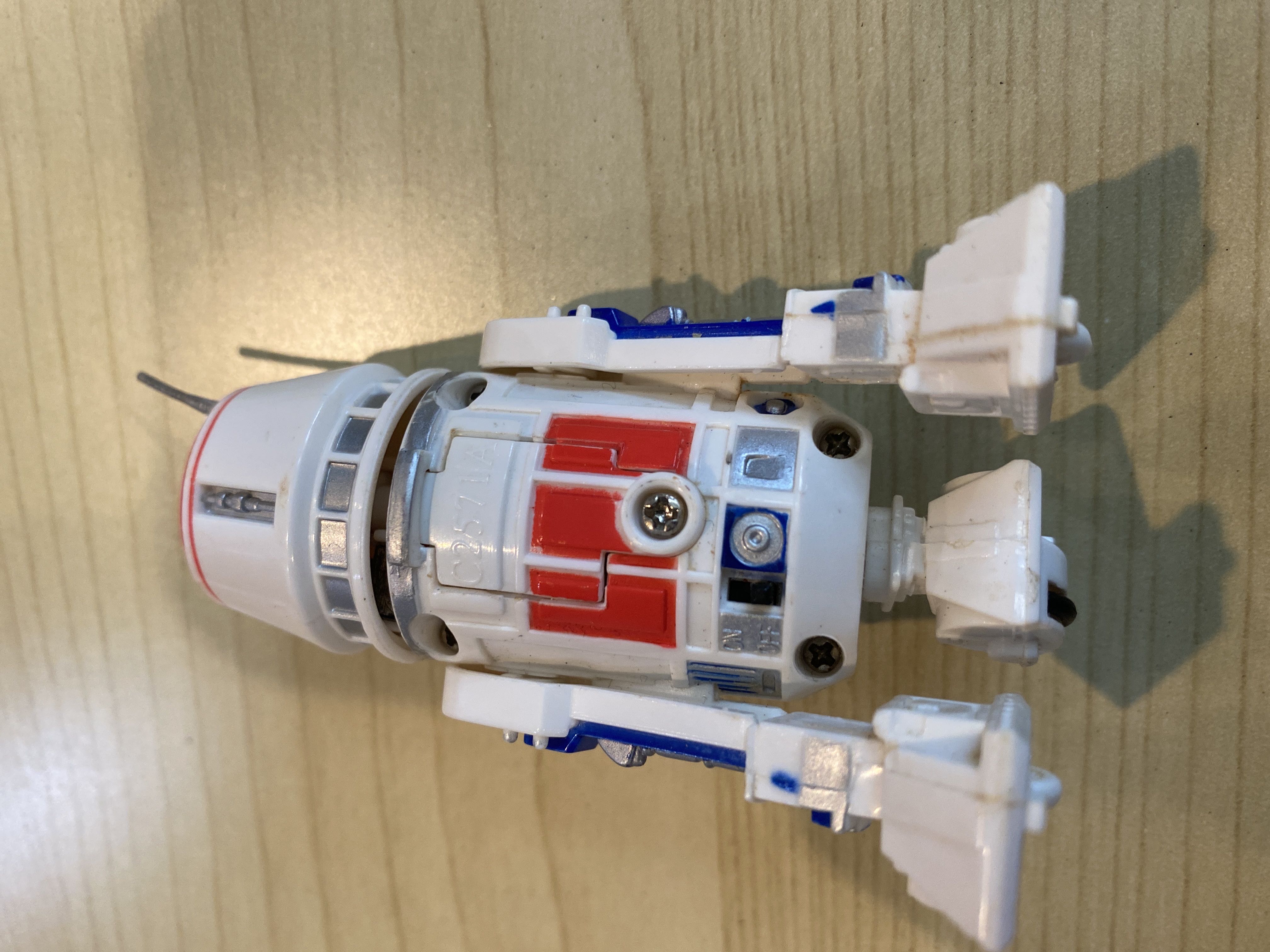 R5-D4 - Hasbro action figure collectible - Main Image 2