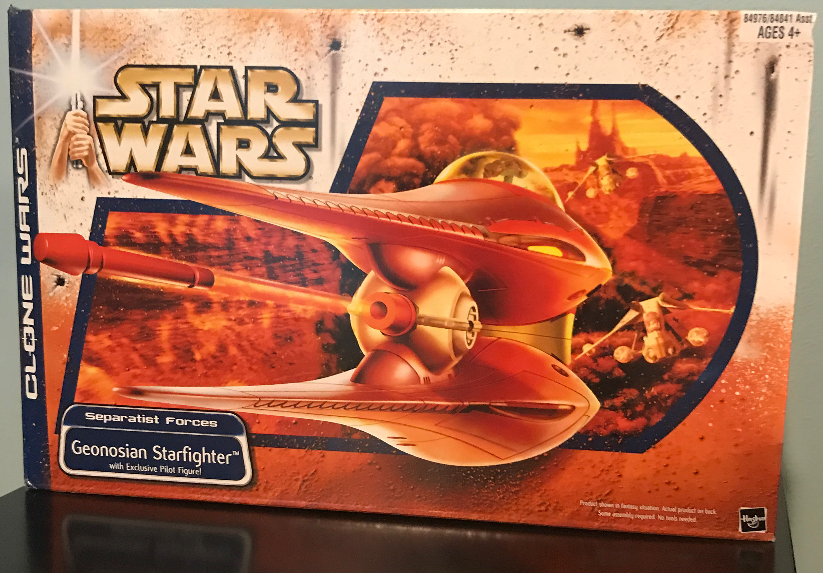 Vehicles Geonosian Starfighter w/ Exclusive Pilot Figure! (Separatist Forces) - Hasbro (2003 The Clone Wars Realistic-Animated) action figure collectible [Barcode 076930849767] - Main Image 2