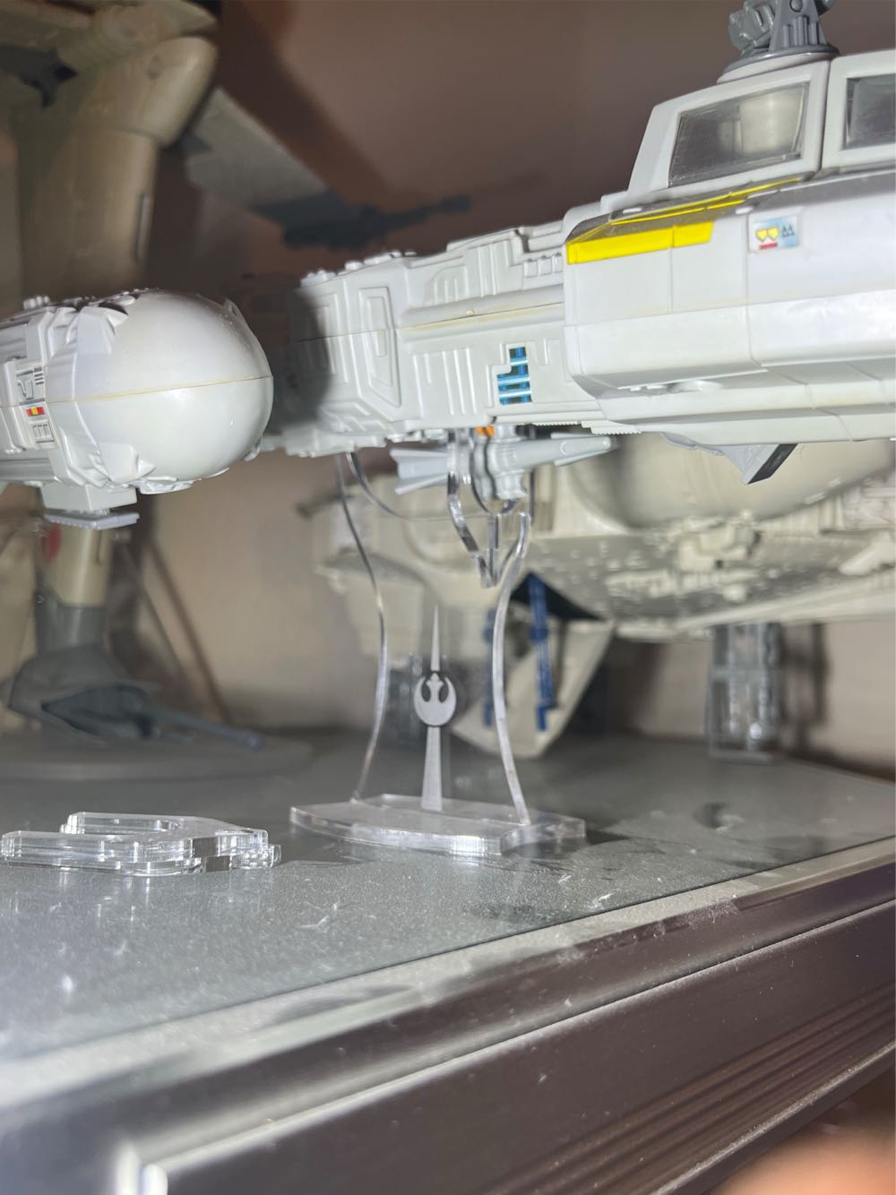 Y-Wing Fighter Vehicle - Kenner (Vehicle) action figure collectible [Barcode 076281705101] - Main Image 3