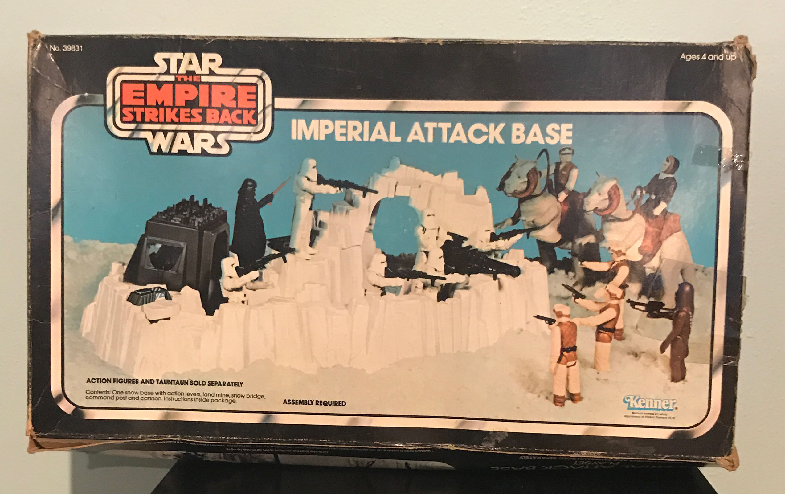Imperial Attack Base - Kenner (Playset) action figure collectible [Barcode 076281398310] - Main Image 1