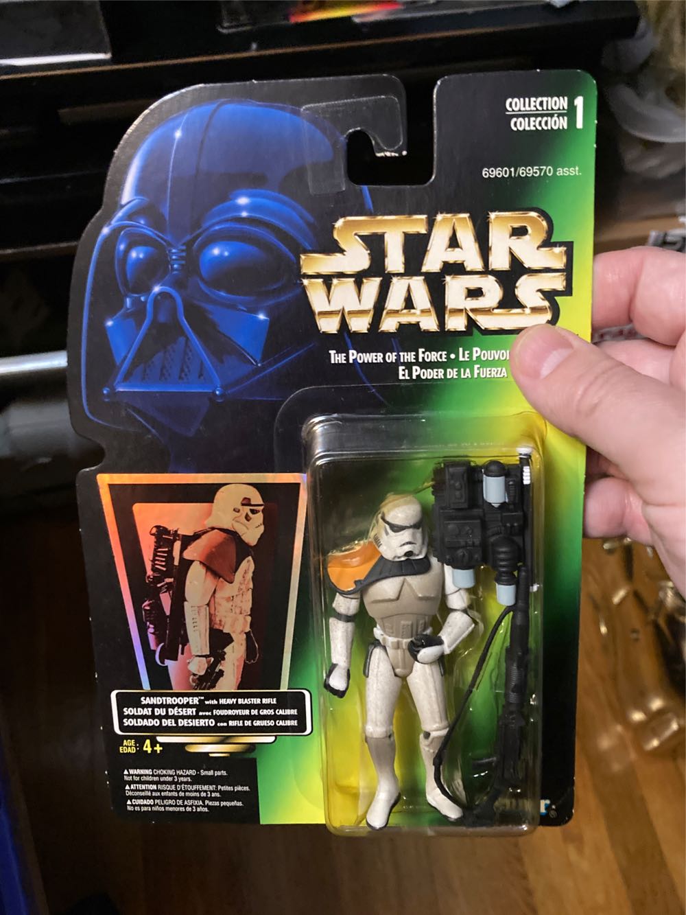 Sandtrooper With Heavy Blaster Rifle - Kenner (Power Of The Force - Green Card) action figure collectible [Barcode 076281696010] - Main Image 3