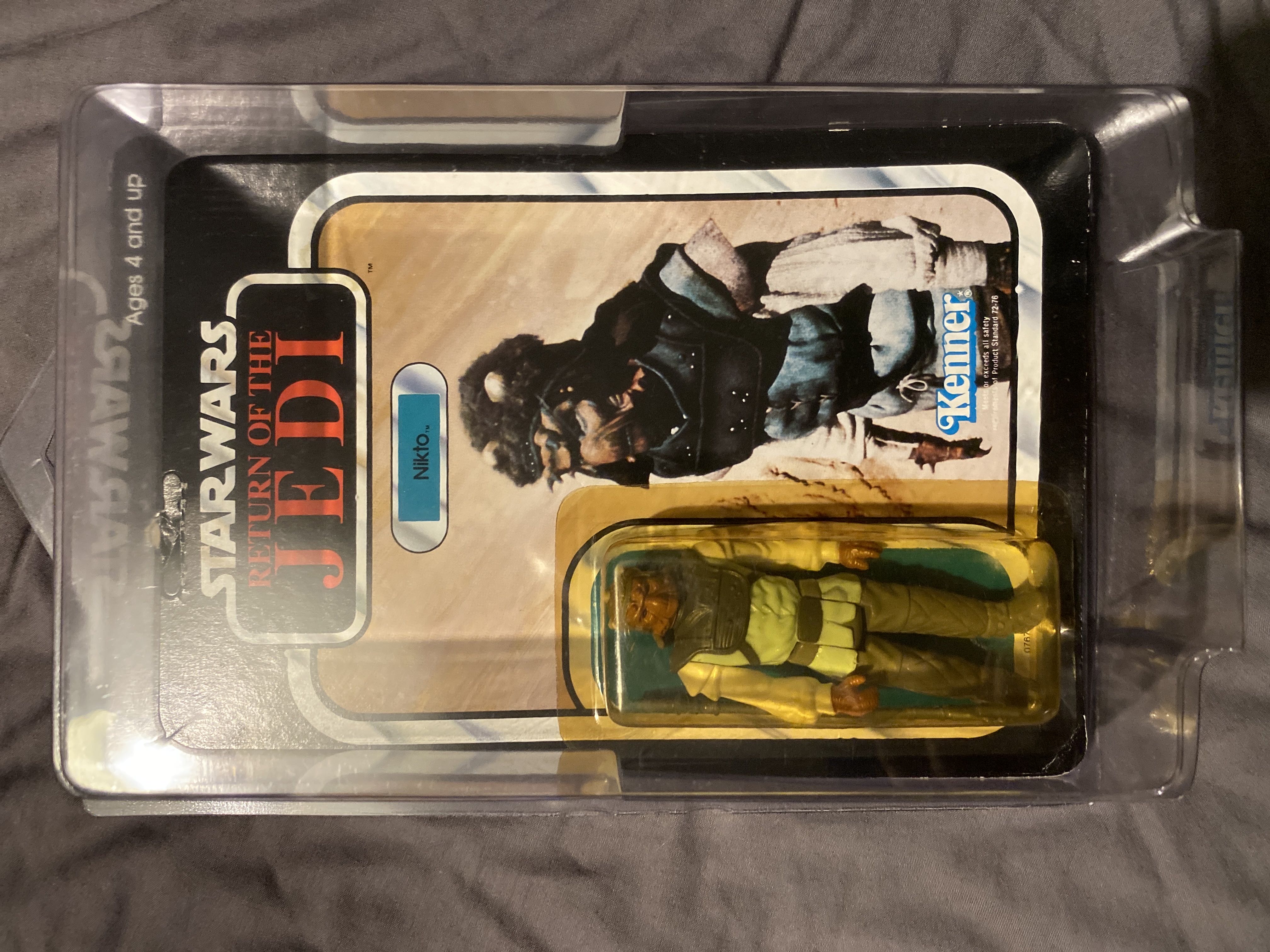 Nikto - Kenner (Star Wars Return Of The Jedi) action figure collectible [Barcode 076281695709] - Main Image 1