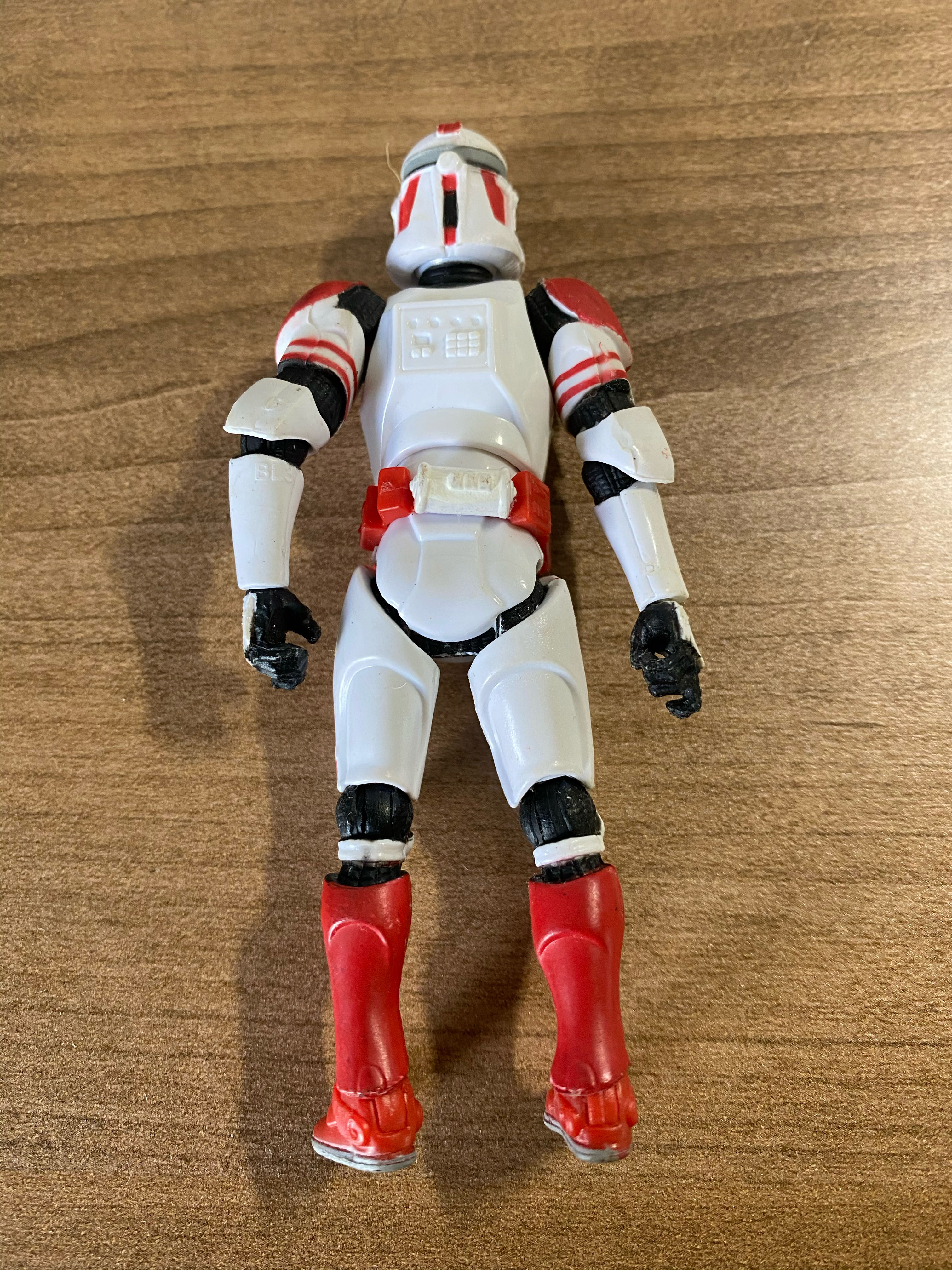 Shock Trooper - Hasbro (Saga Legends Series) action figure collectible - Main Image 2
