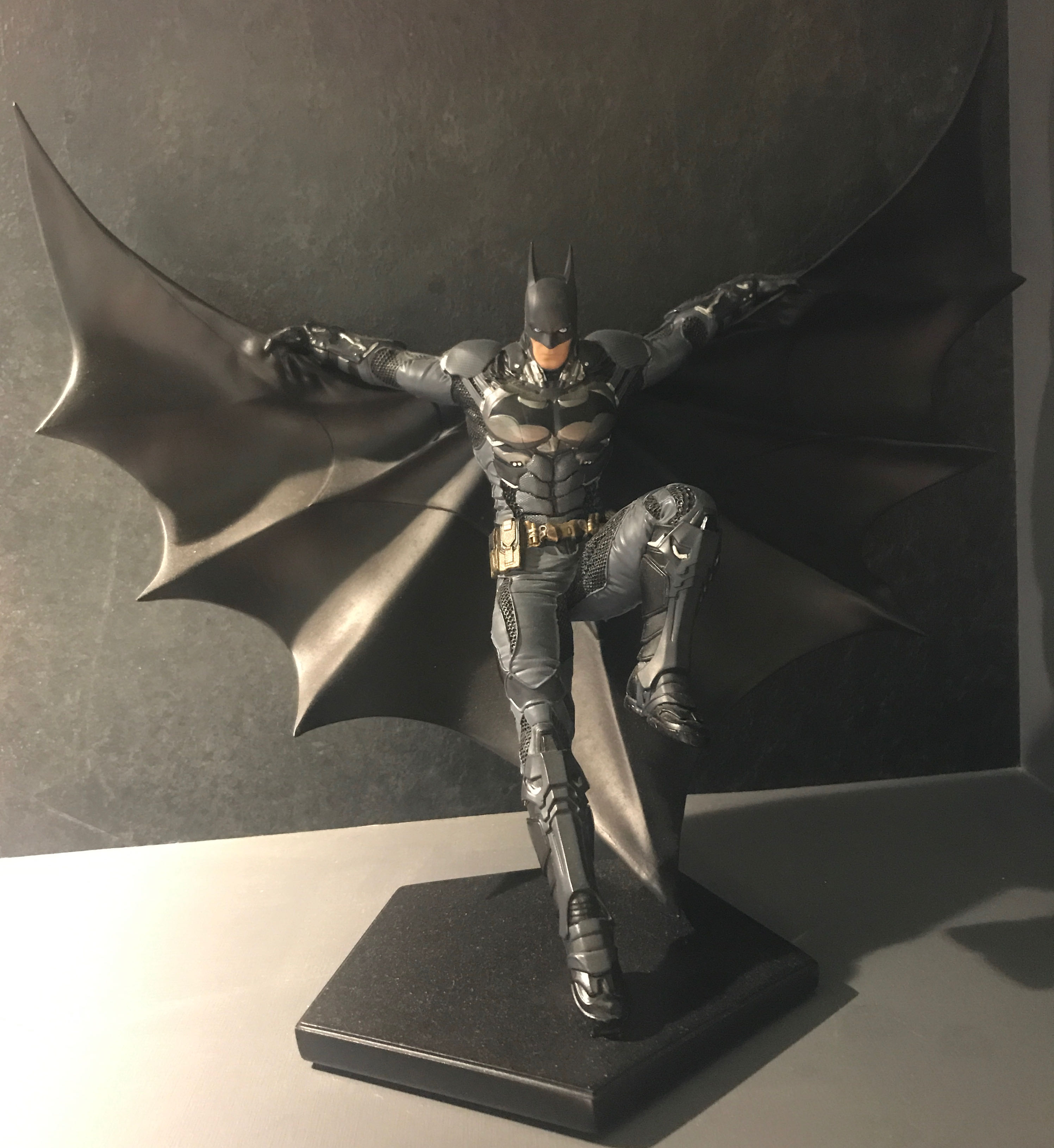 Batman Arkham Knight Art Scale 1/10 - Iron Studios (Batman Arkham Knight) action figure collectible [Barcode 742832352840] - Main Image 3