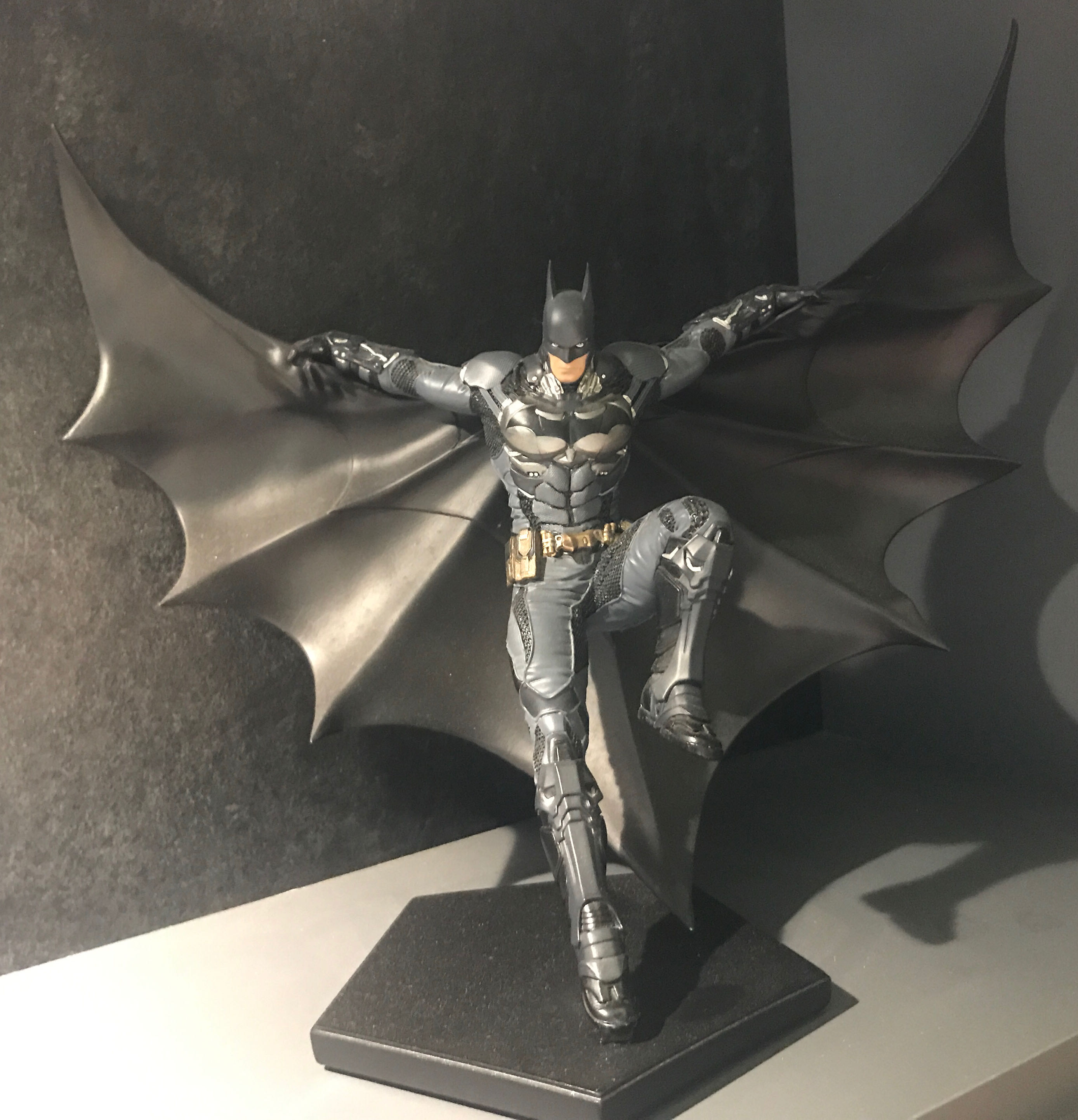 Batman Arkham Knight Art Scale 1/10 - Iron Studios (Batman Arkham Knight) action figure collectible [Barcode 742832352840] - Main Image 4