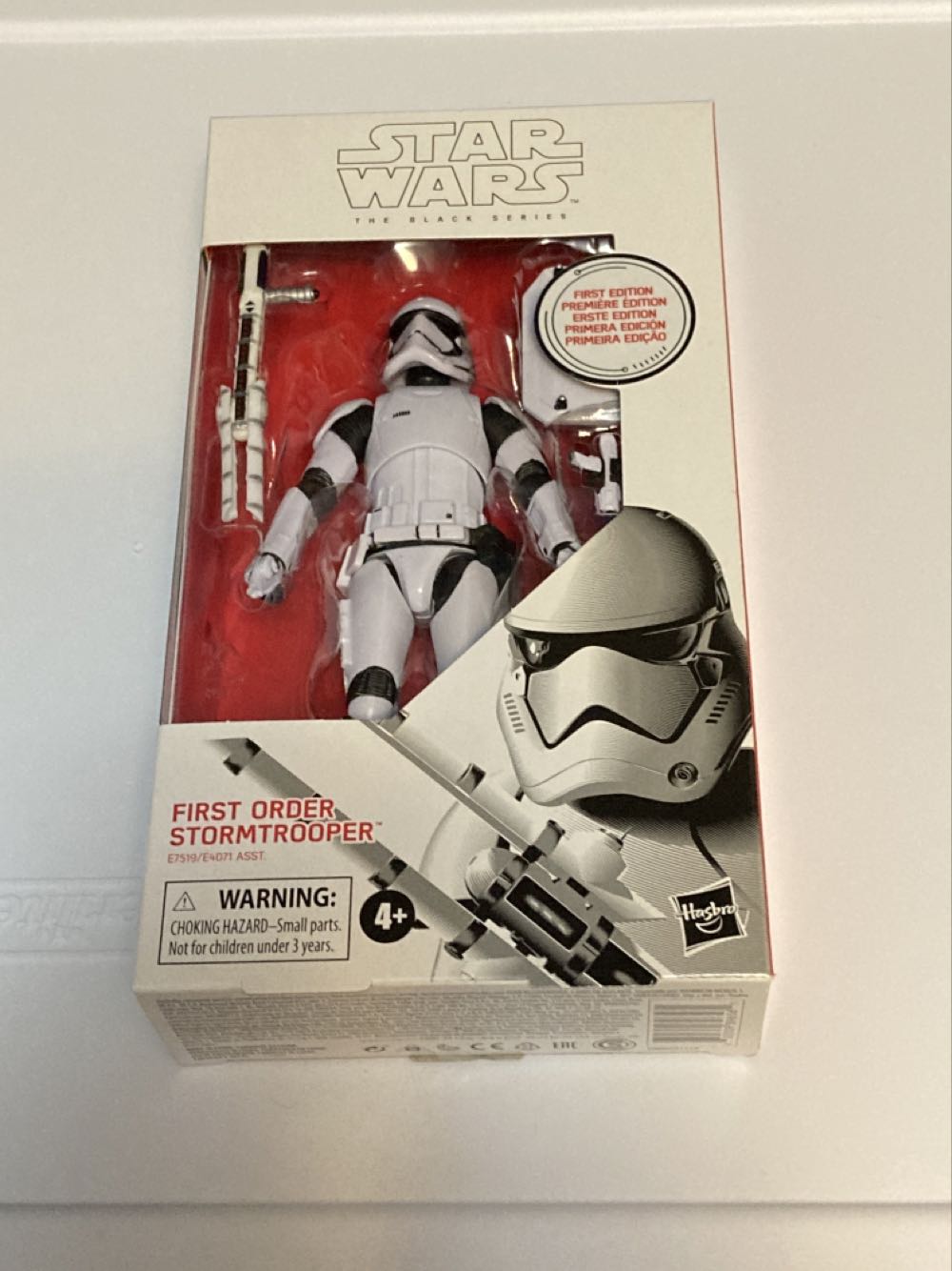 Red - #97 First Order Stormtrooper - Hasbro (Star Wars - Black Series) action figure collectible [Barcode 630509896561] - Main Image 2