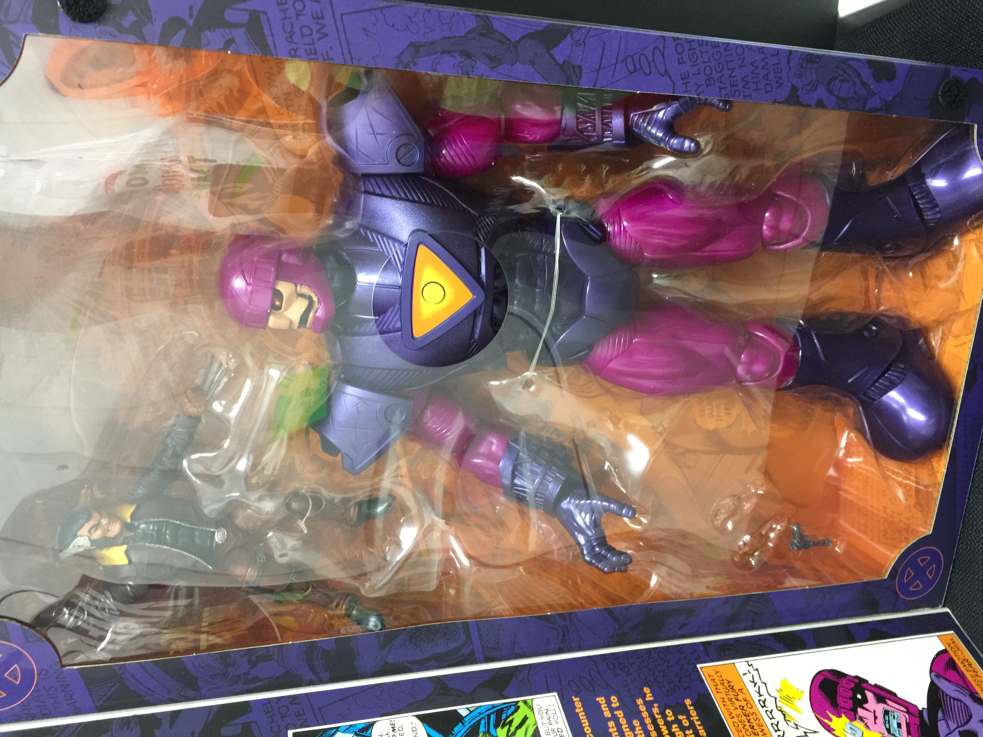 X-Men Days Of Future Past Wolverine & Sentinel Deluxe Pack - Hasbro (Marvel Legends) action figure collectible [Barcode 630509744961] - Main Image 2