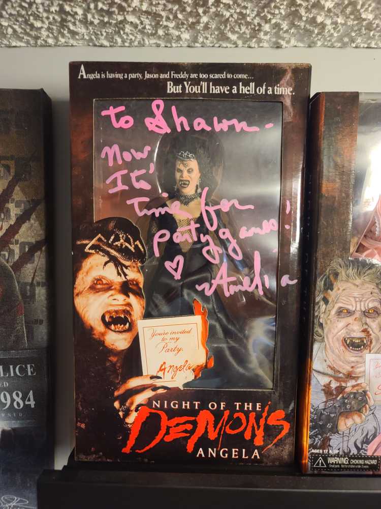 NECA SCREAM Factory Night Of Demons Angela Signed - Neca (Horror) action figure collectible [Barcode 634482560532] - Main Image 3
