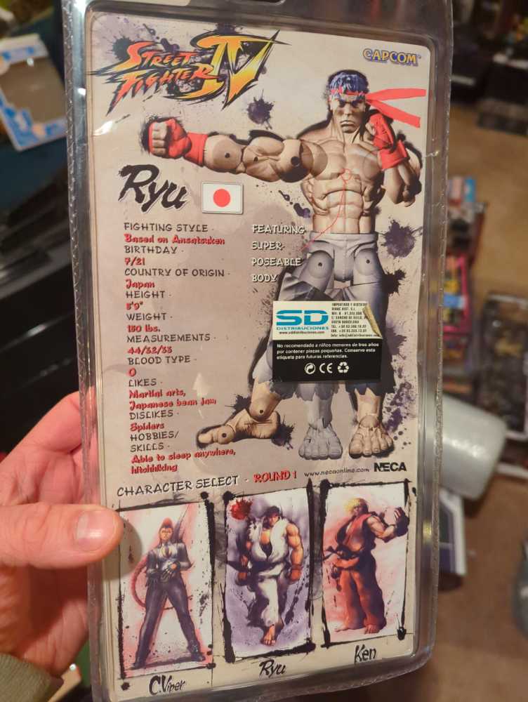 Street Fighter - Ryu - NECA - NECA, Inc. (Video Games) action figure collectible [Barcode 634482446027] - Main Image 2