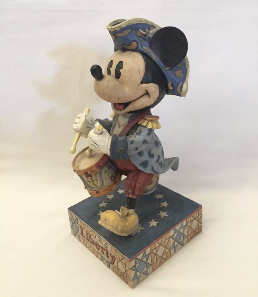Mickey Mouse - Enesco (Walt Disney ShowCase Collection) action figure collectible [Barcode 045544055192] - Main Image 2