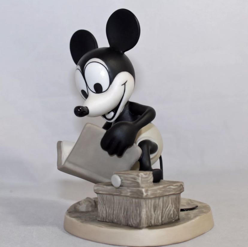 Mickey Mouse  (WDCC Disney Classics) action figure collectible - Main Image 4