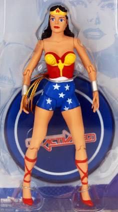 ReActivated Wonder Woman  - DC Direct (DC Direct Reactivated Series) action figure collectible [Barcode 761941257075] - Main Image 3