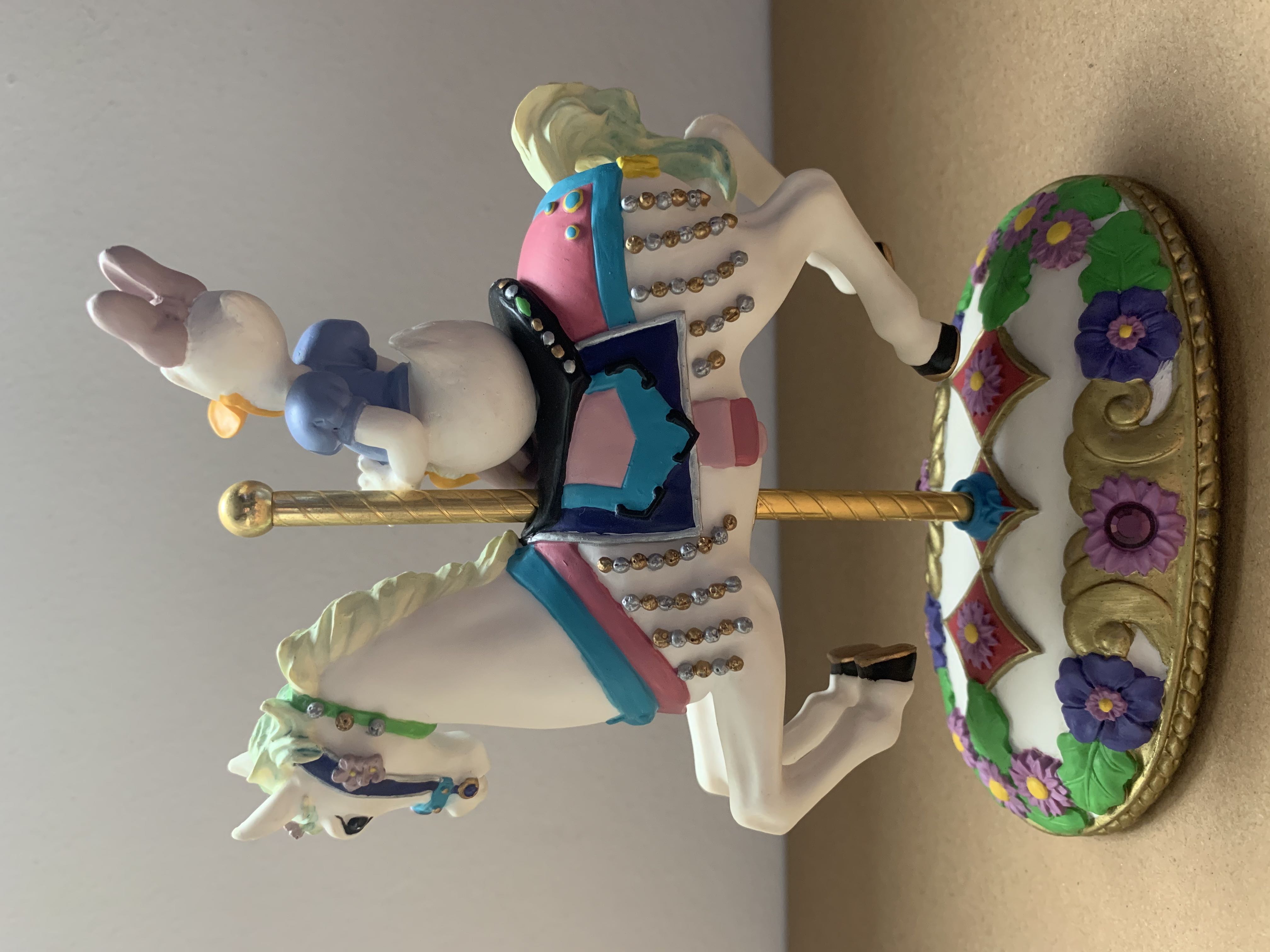 Mickey Mouse - Disney (The Art Of Disney Theme Parks) action figure collectible - Main Image 2