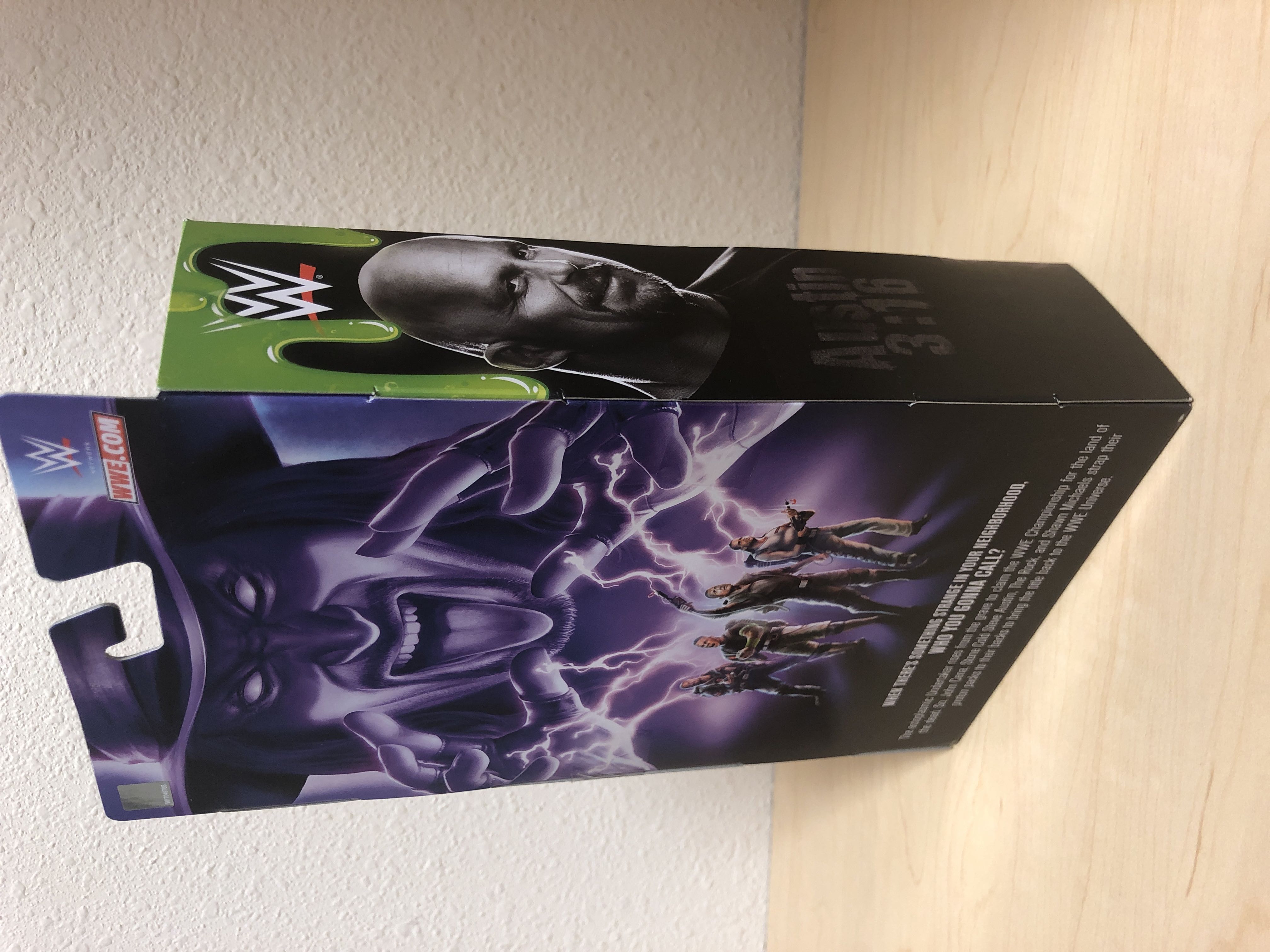 WWE Elite - Ghostbusters Stone Cold Steve Austin - Mattel (WWE Elite Collection - Ghostbusters) action figure collectible [Barcode 887961836493] - Main Image 2